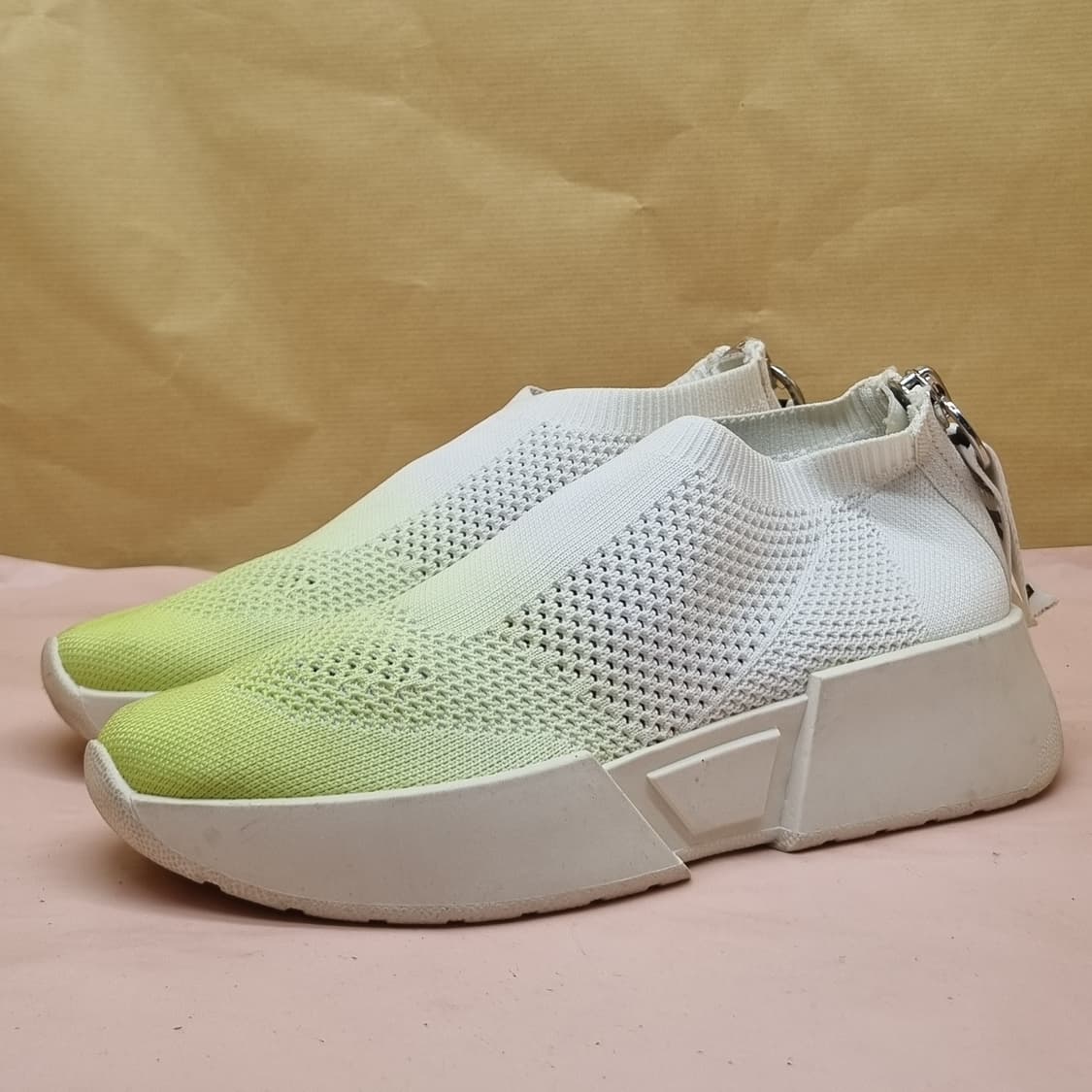 DKNY 마르셀 여성 슬립온 245 상품이미지1