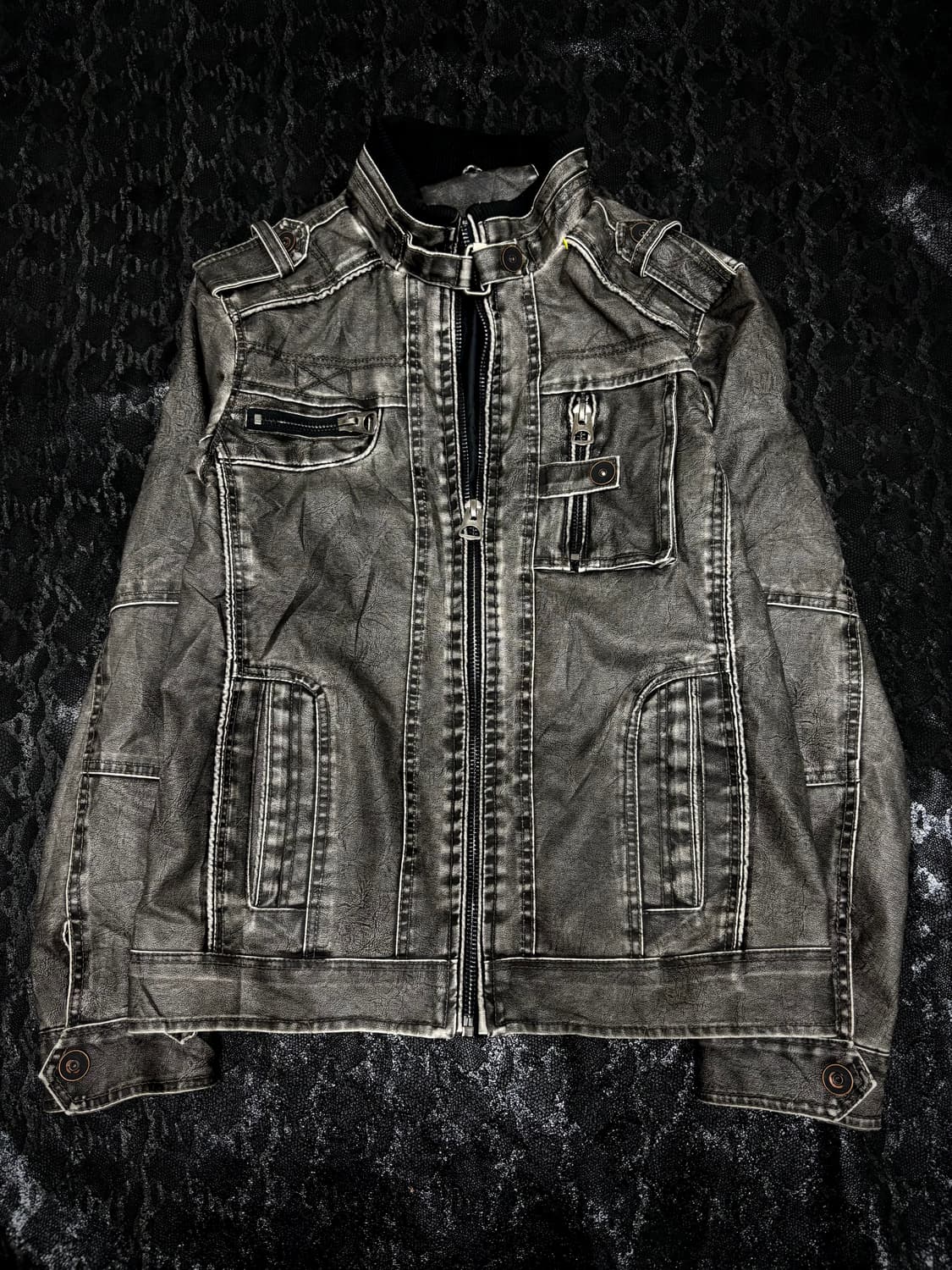 “Vintage” 00’s Rare Design Metal Coated  상품이미지1
