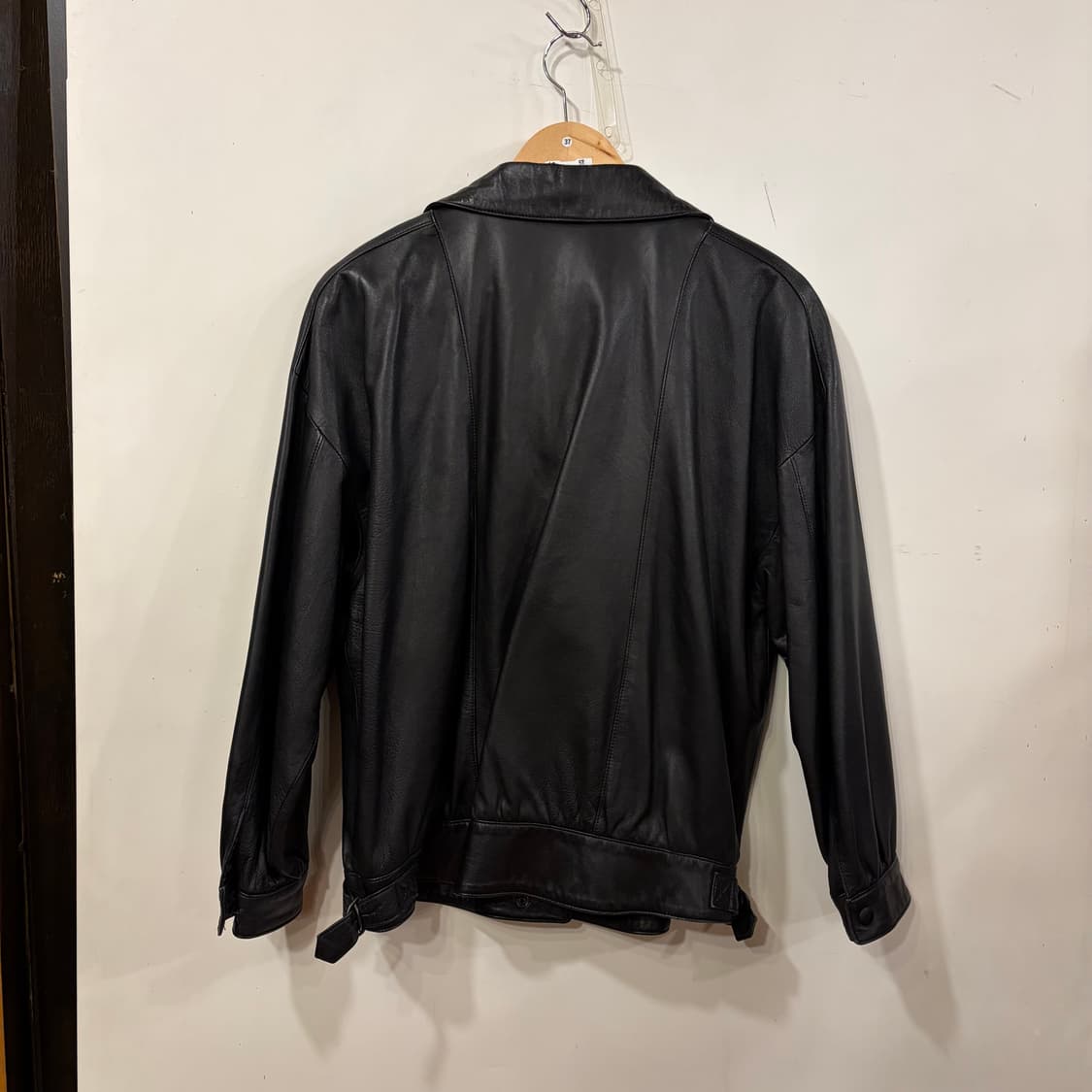 나파쉽스킨 사선지퍼 봄버 상품이미지4