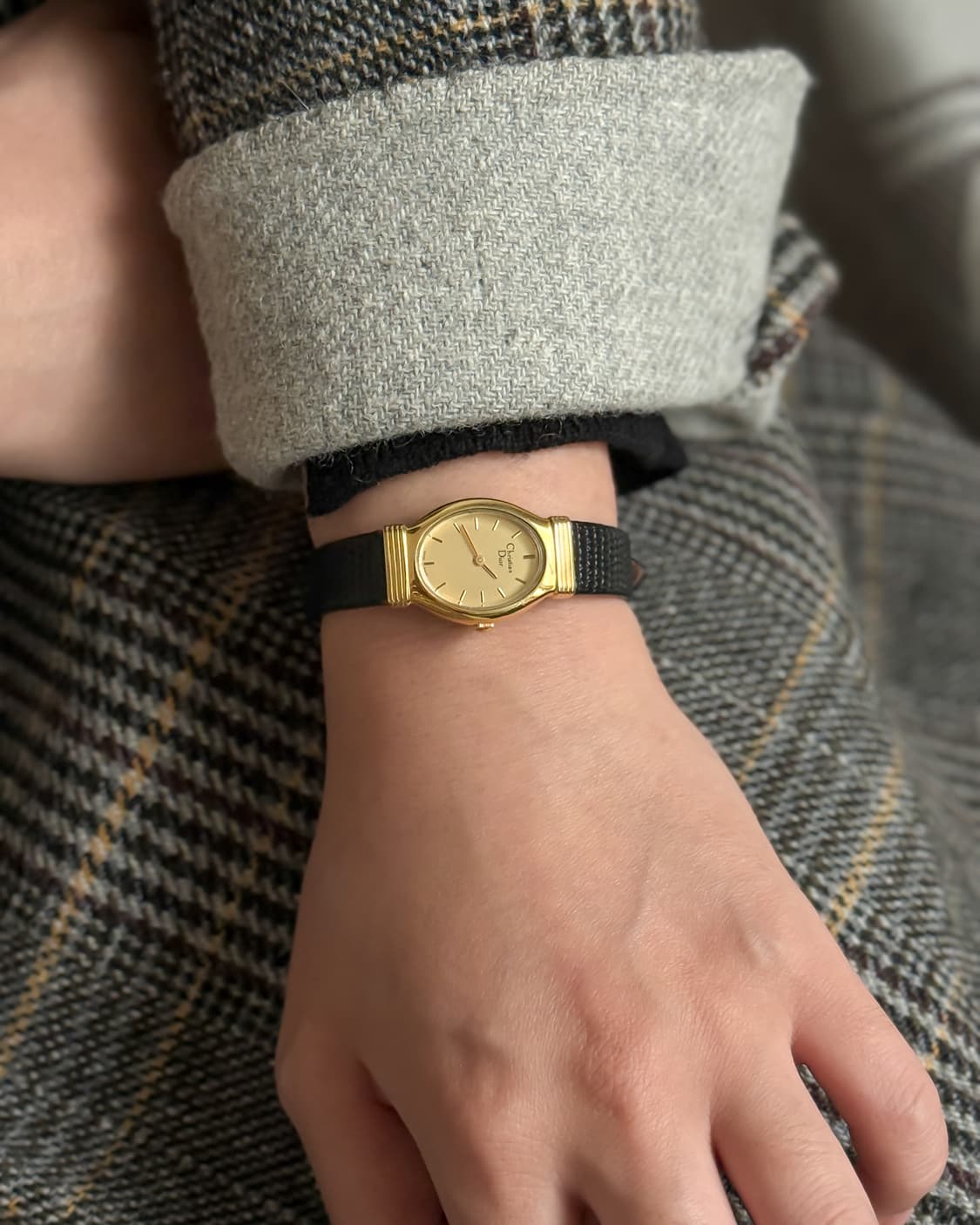 디올 오벌 라운드 시계 상품이미지5