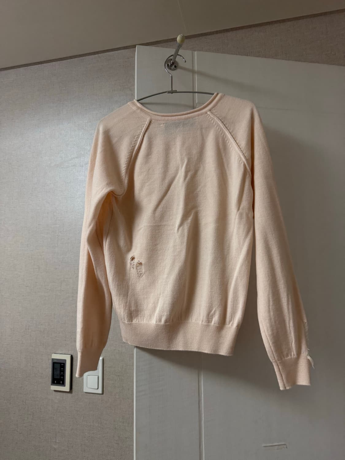 더오픈프로덕트 니트 핑크 RIPPED PULLOVER, PINK 상품이미지3