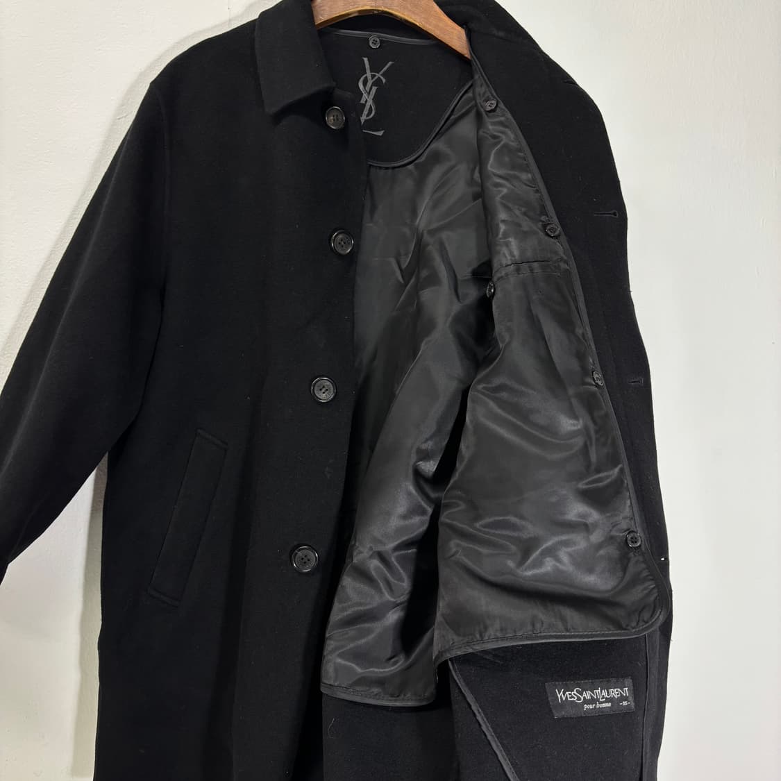 95-100 입생로랑 YSL 블랙 발마칸코트 상품이미지4