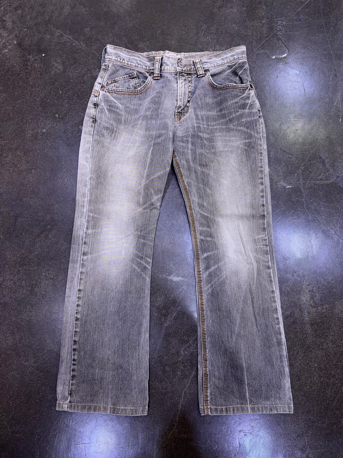 에드윈 XV 빈티지 워싱 어드저스트 백 플레어핏 부츠컷 데님팬츠 32 상품이미지1