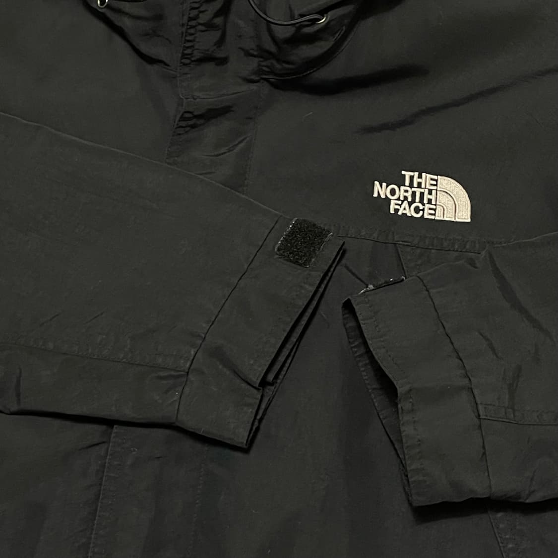 [L] 노스페이스 투웨이 블랙 후드 바람막이 자켓 상품이미지4