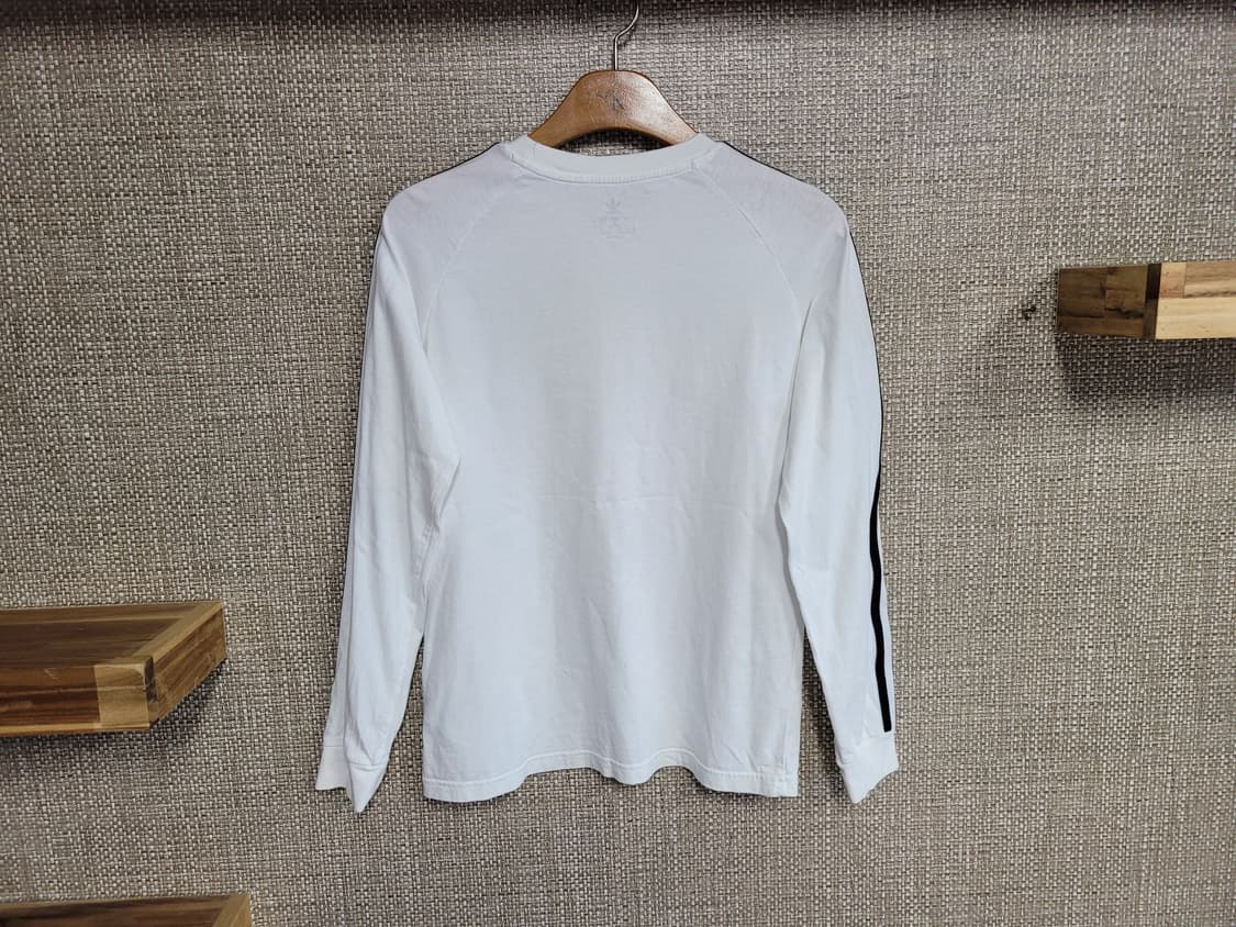 90사이즈 아디다스 티셔츠 상품이미지3