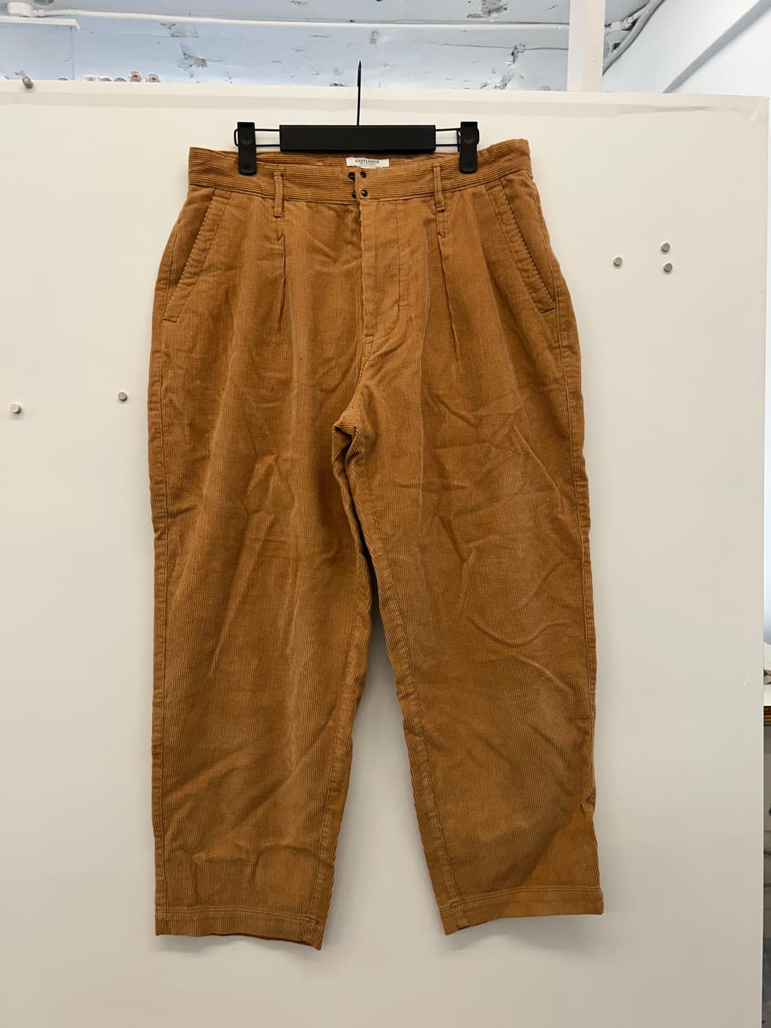이스트로그 릴렉스핏 플리츠 코듀로이 트라우저 라이트 브라운 M 상품이미지1