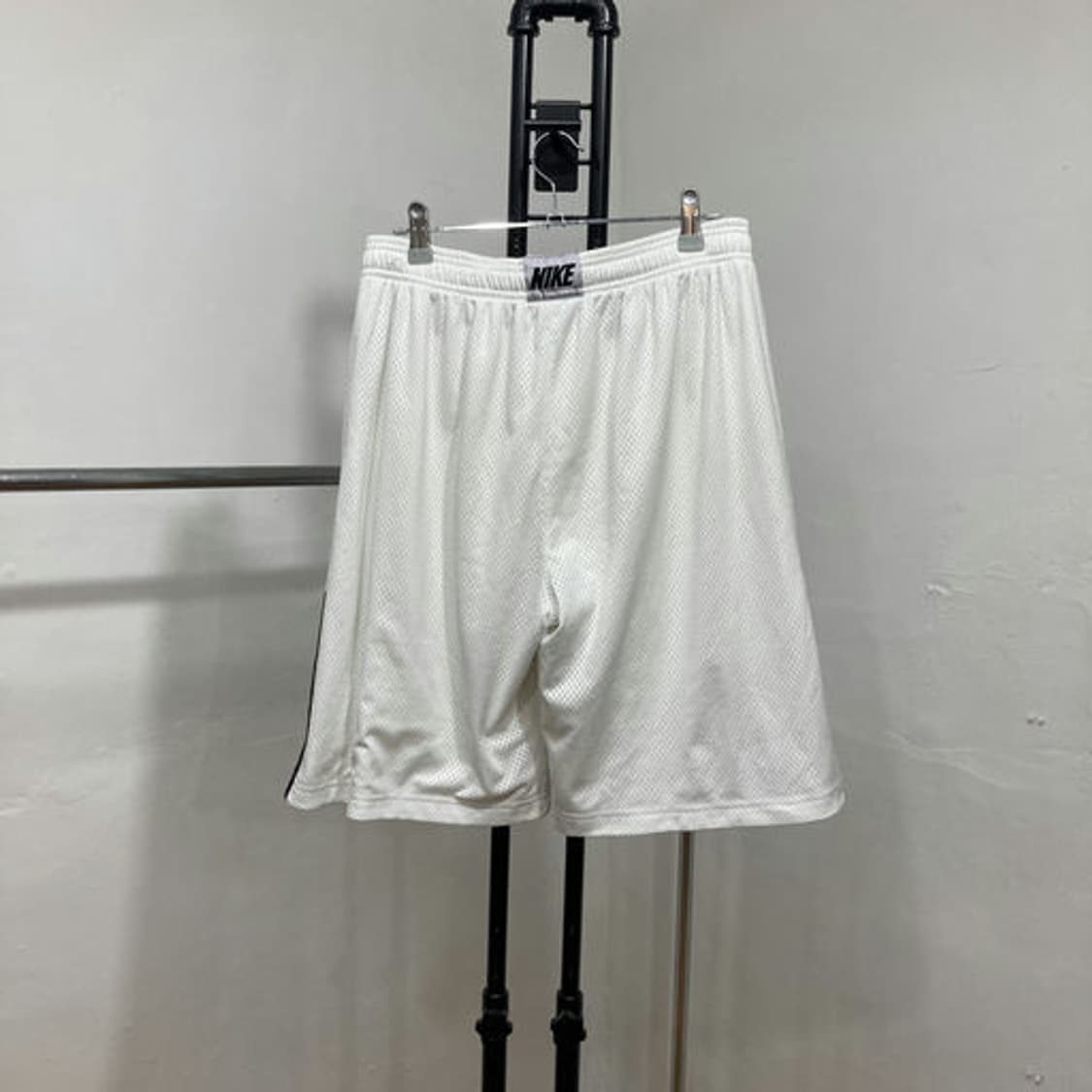 나이키(Nike) 스포티 미디 트레이닝 쇼츠 팬츠 상품이미지4