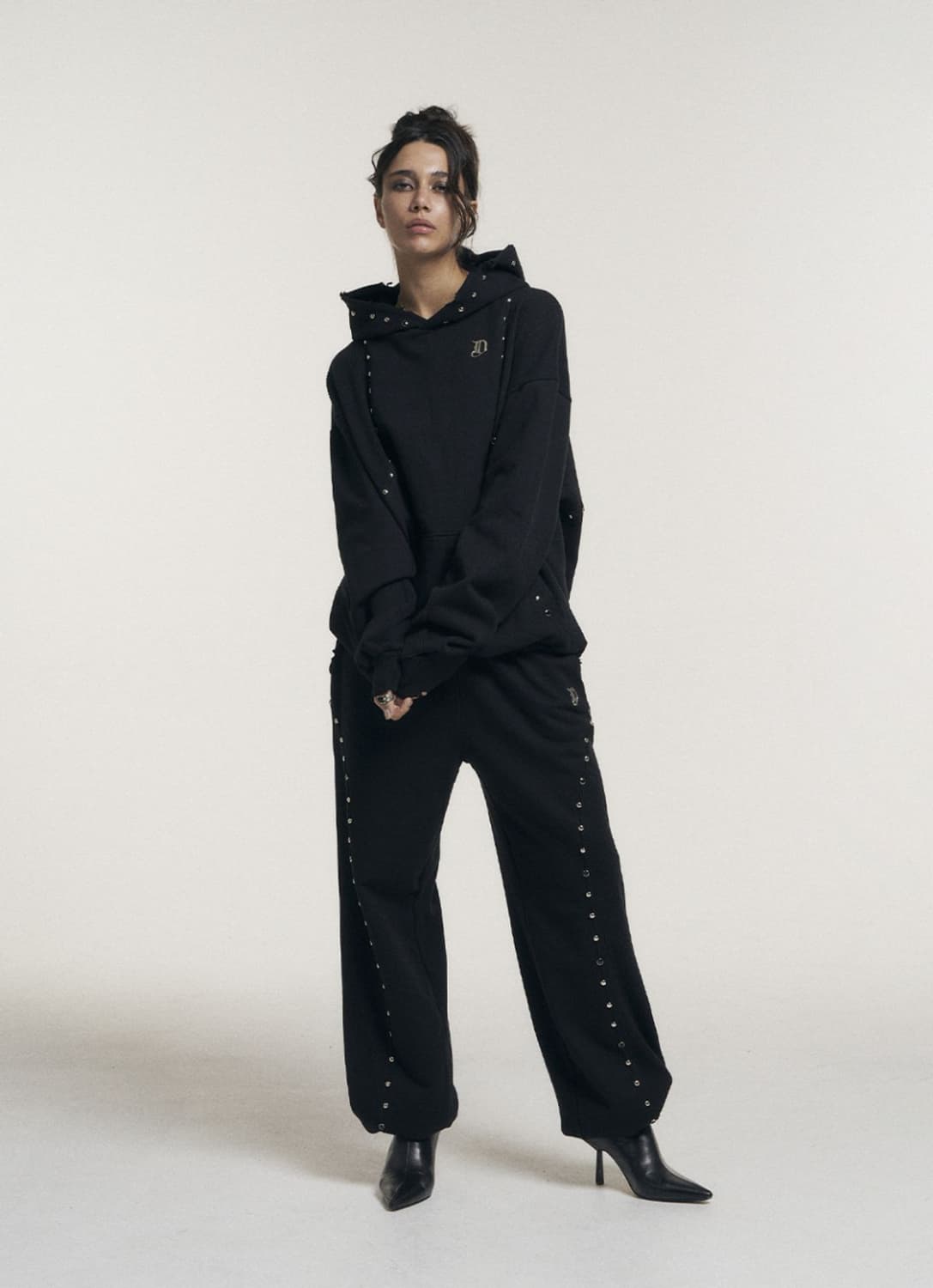 Odor 오도어 그런지 스터드 조거 팬츠 상품이미지2