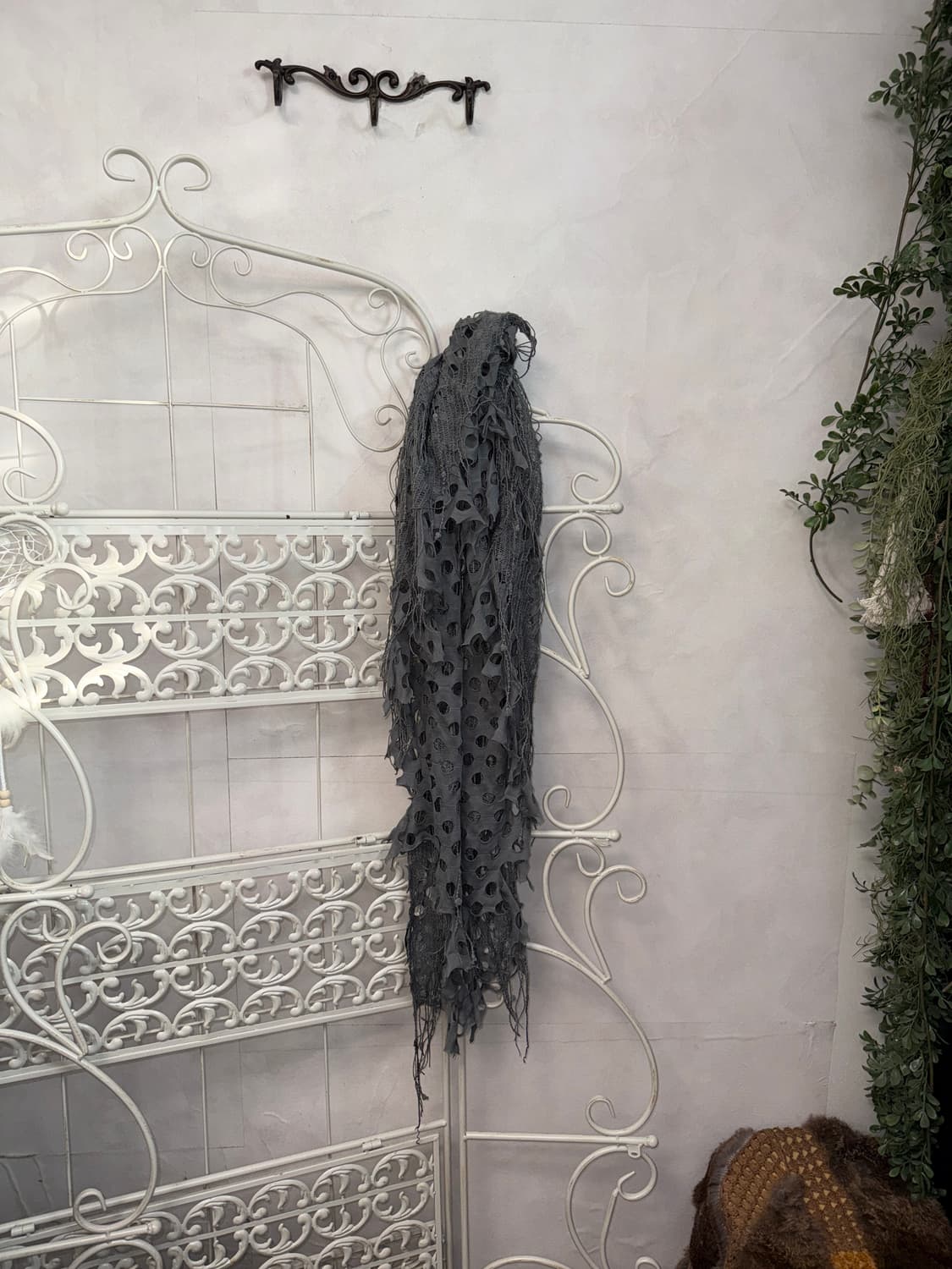 CMCUBE charcoal grunge damaged scarf 상품이미지3