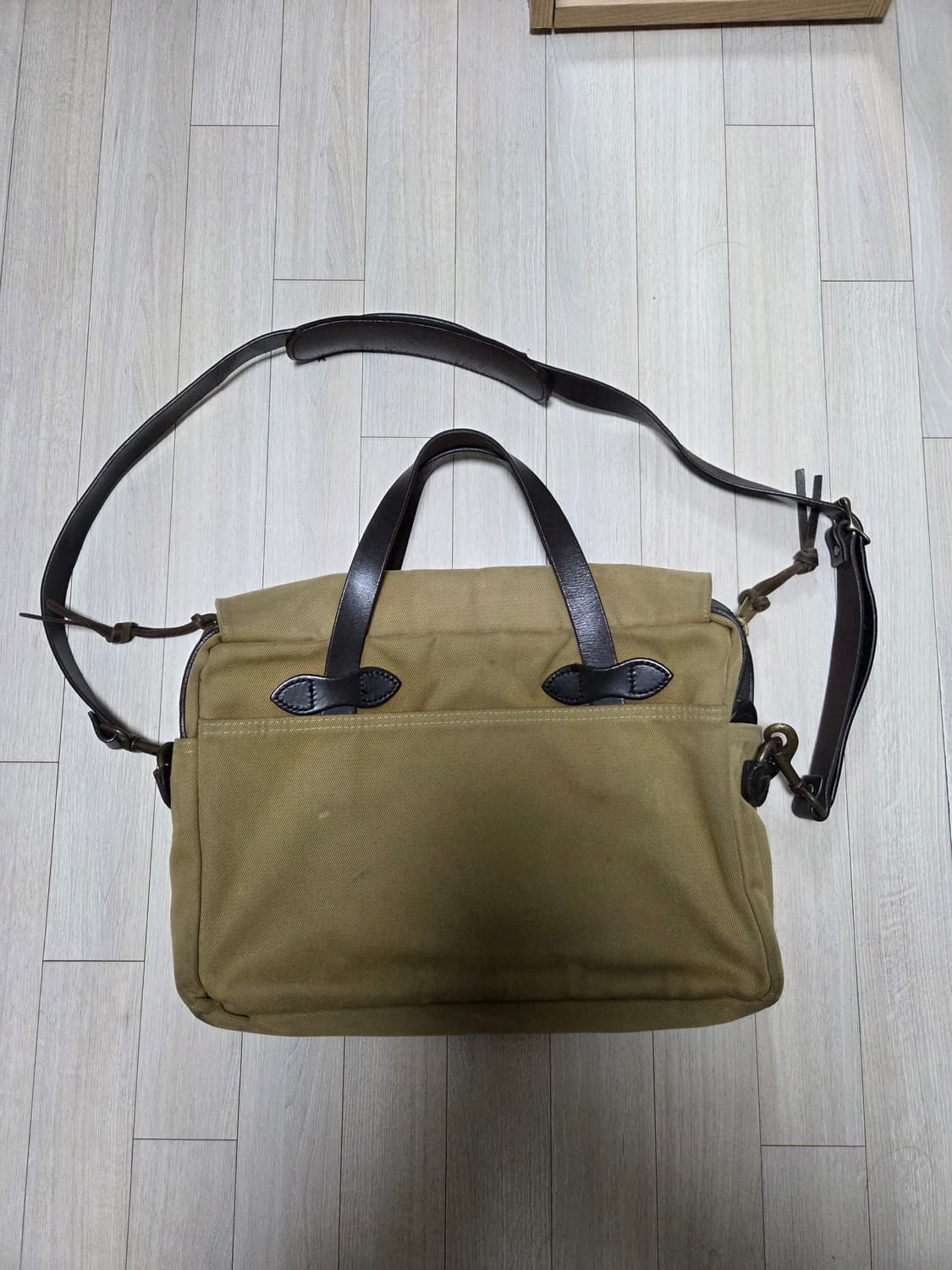 필슨 256 브리프케이스 탄 상품이미지2