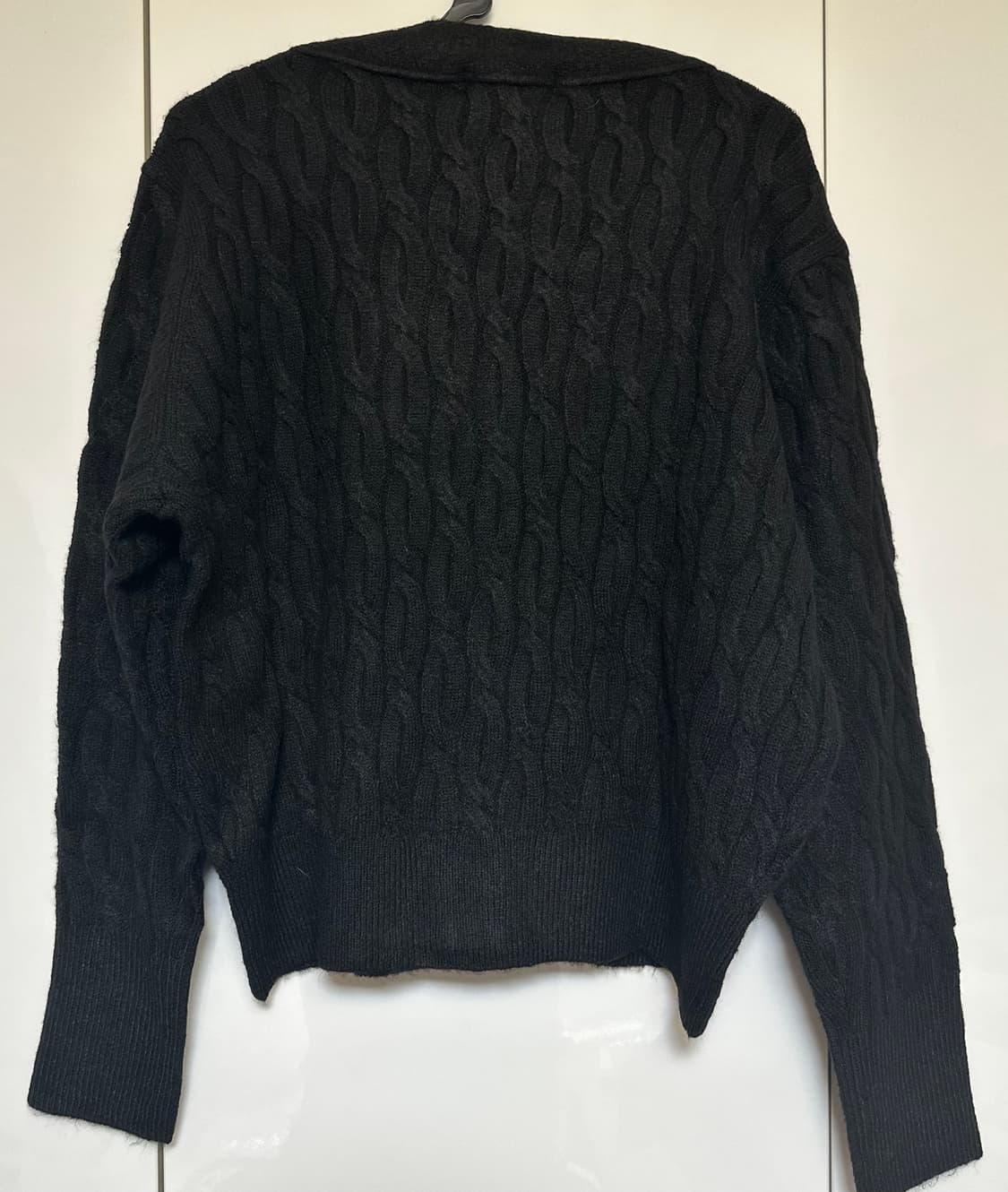 비비안웨스트우드 꽈배기 블랙 가디건  상품이미지5