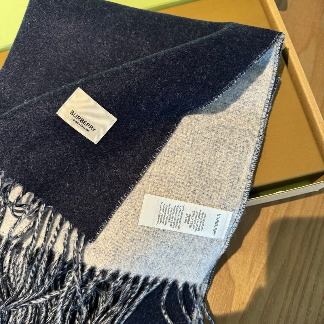 버버리 리버서블 스카프 100% 램스울
 상품이미지2