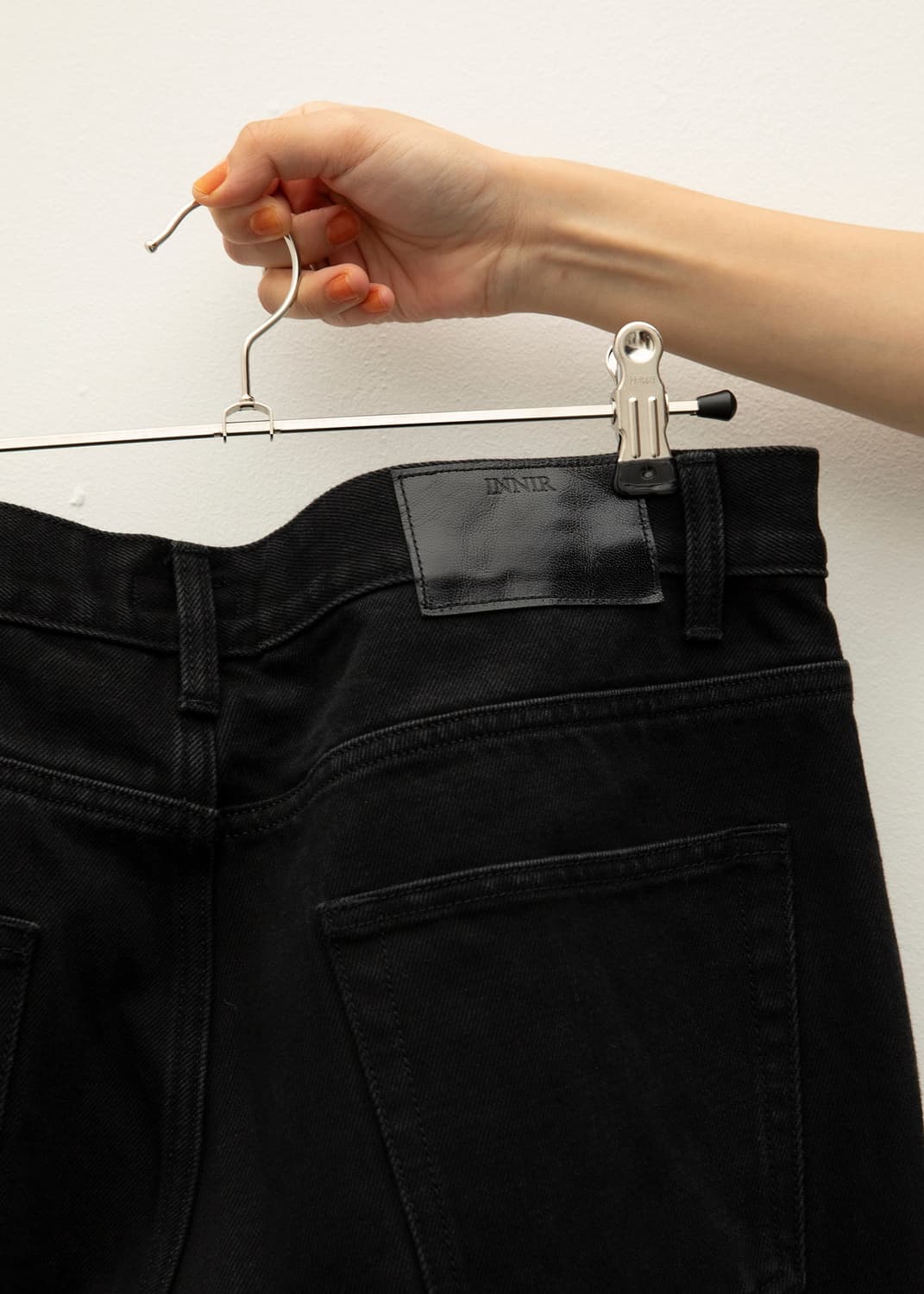 252 RELAXED FLARE DENIM JEANS (FADED BLA 상품이미지8