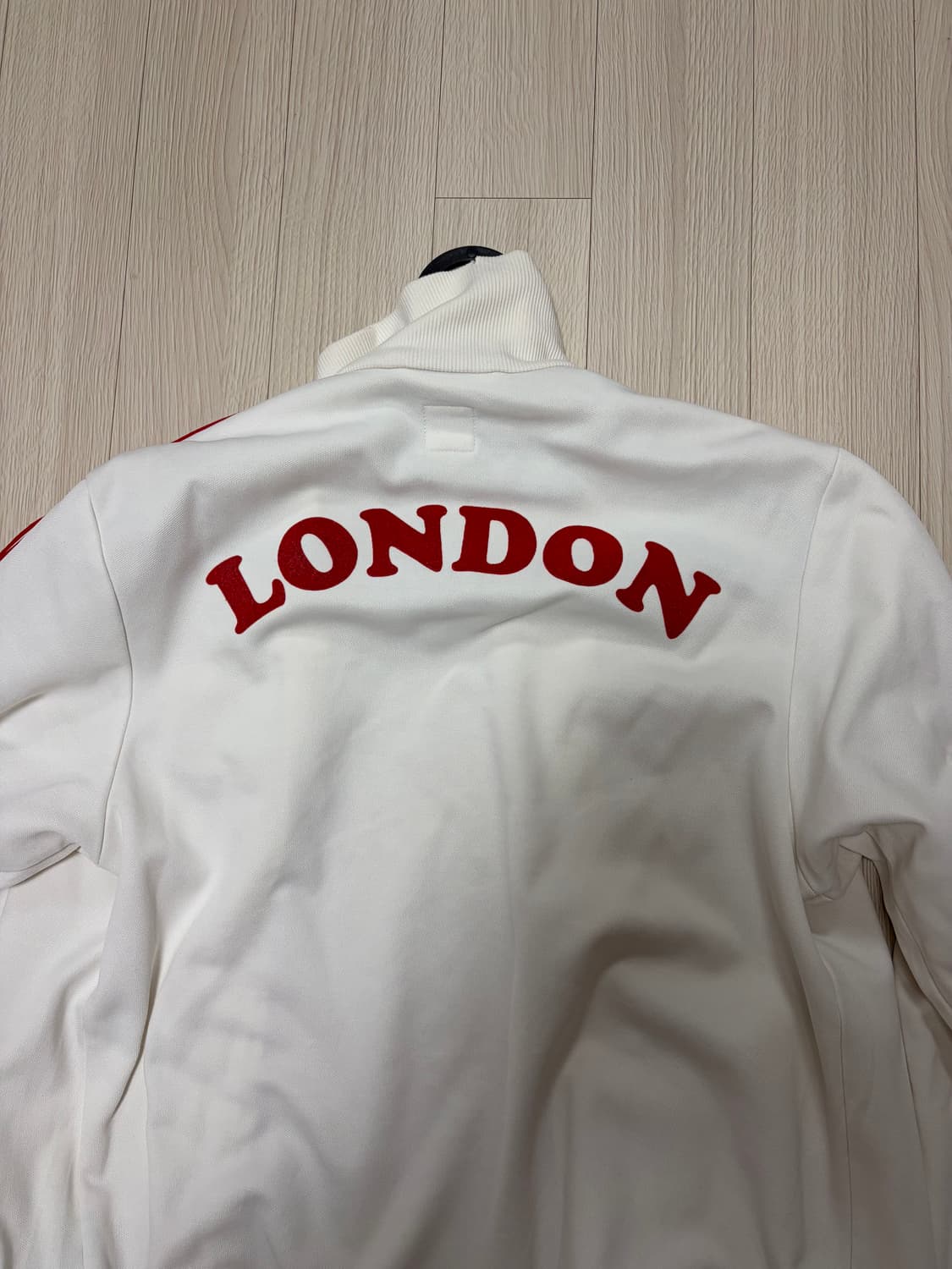 아디다스 희귀 런던 흰빨 져지 상품이미지2