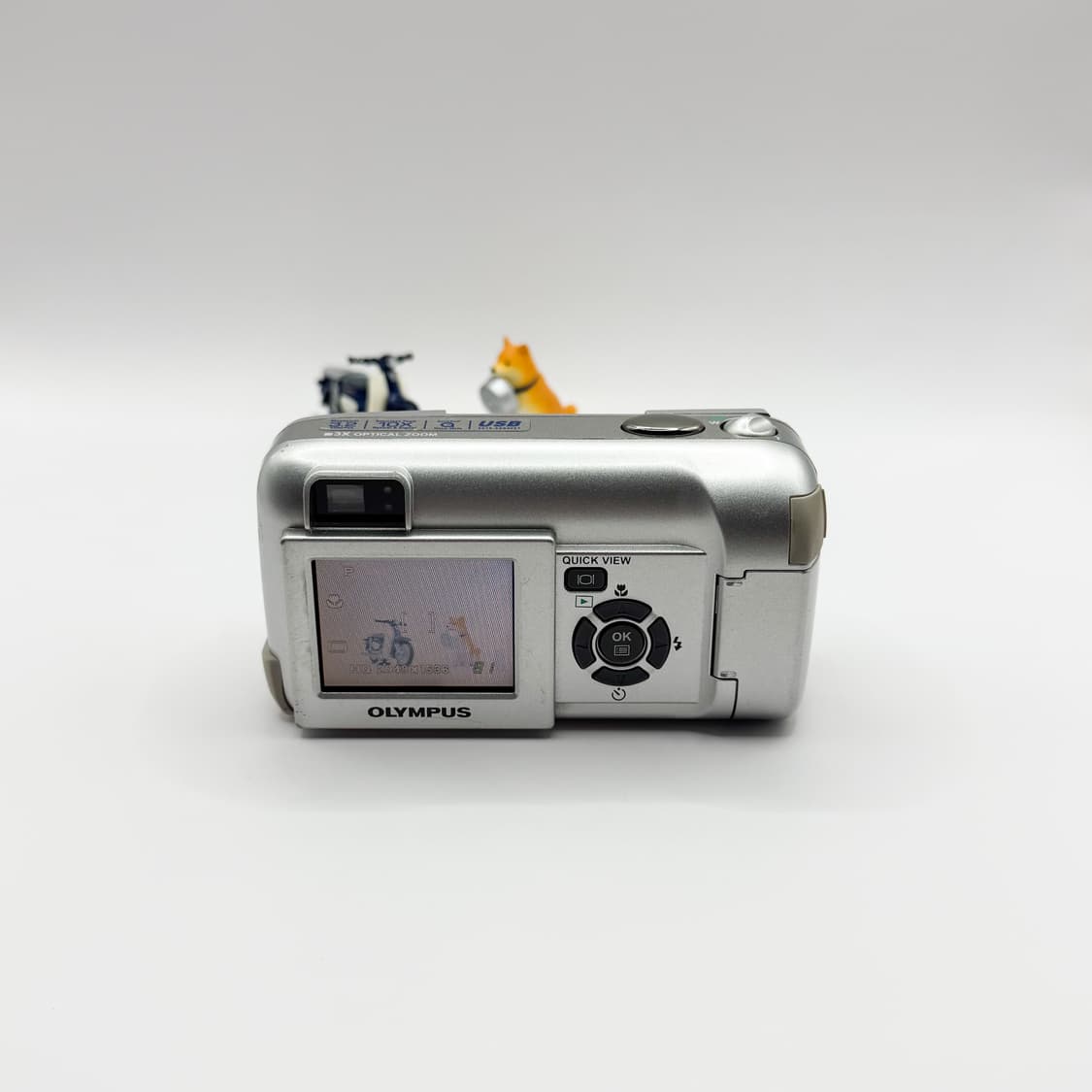 올림푸스 카메디아 D-560 줌 상품이미지3