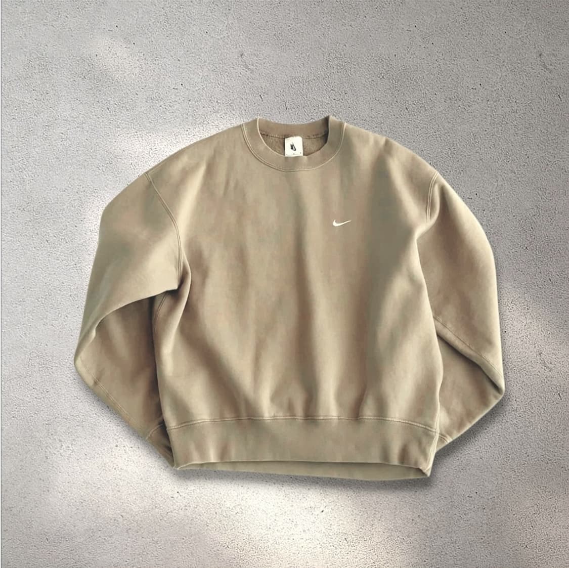 [us L]새제품 나이키 NRG 솔로스우시 맨투맨 카키베이지 cv0554 상품이미지1