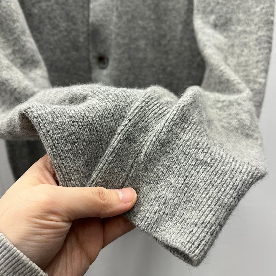 꼼데가르송 블랙와펜 그레이 가디건 상품이미지5