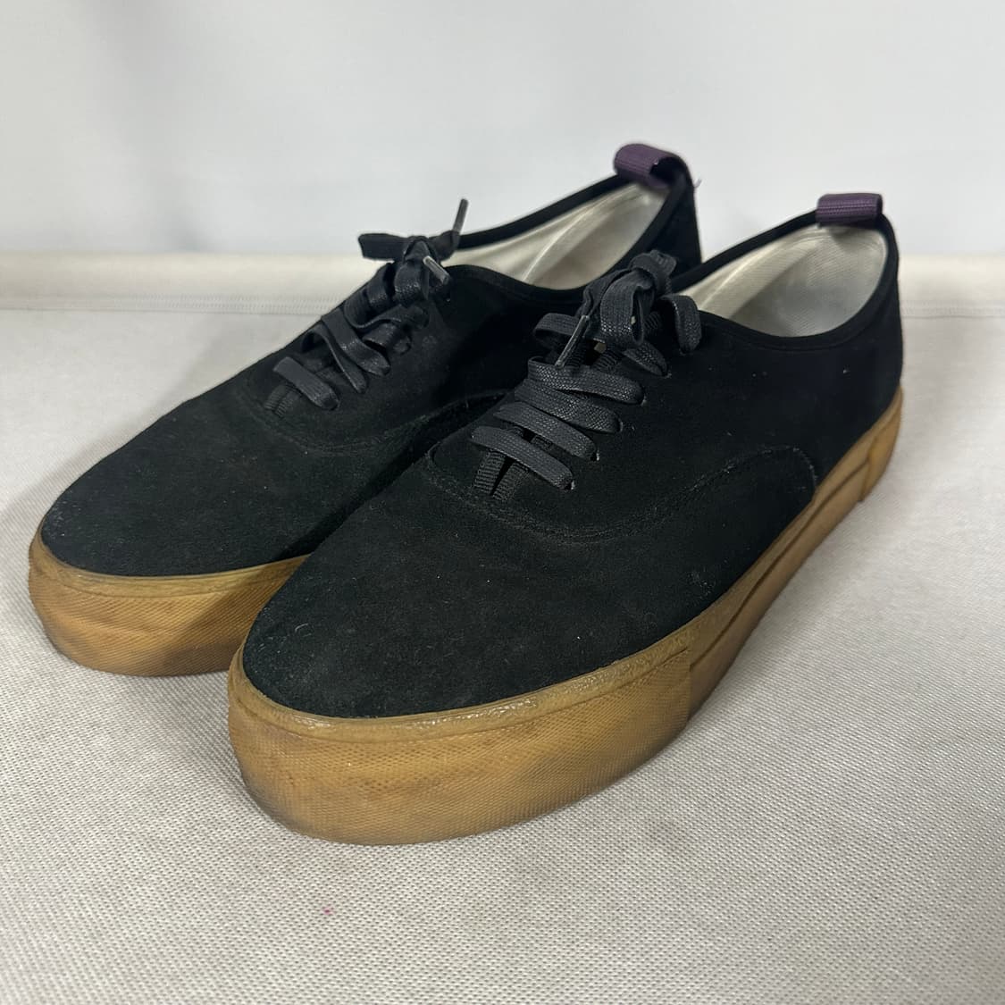 이티스 마더 스웨이드 스니커즈 상품이미지1