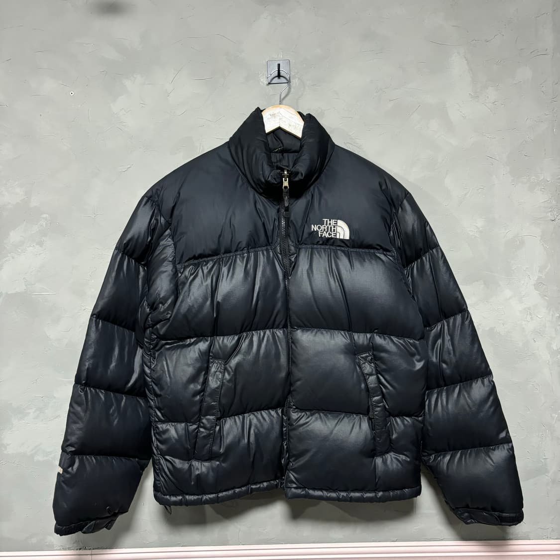 노스페이스 눕시 700 구스다운 패딩 검정 상품이미지1
