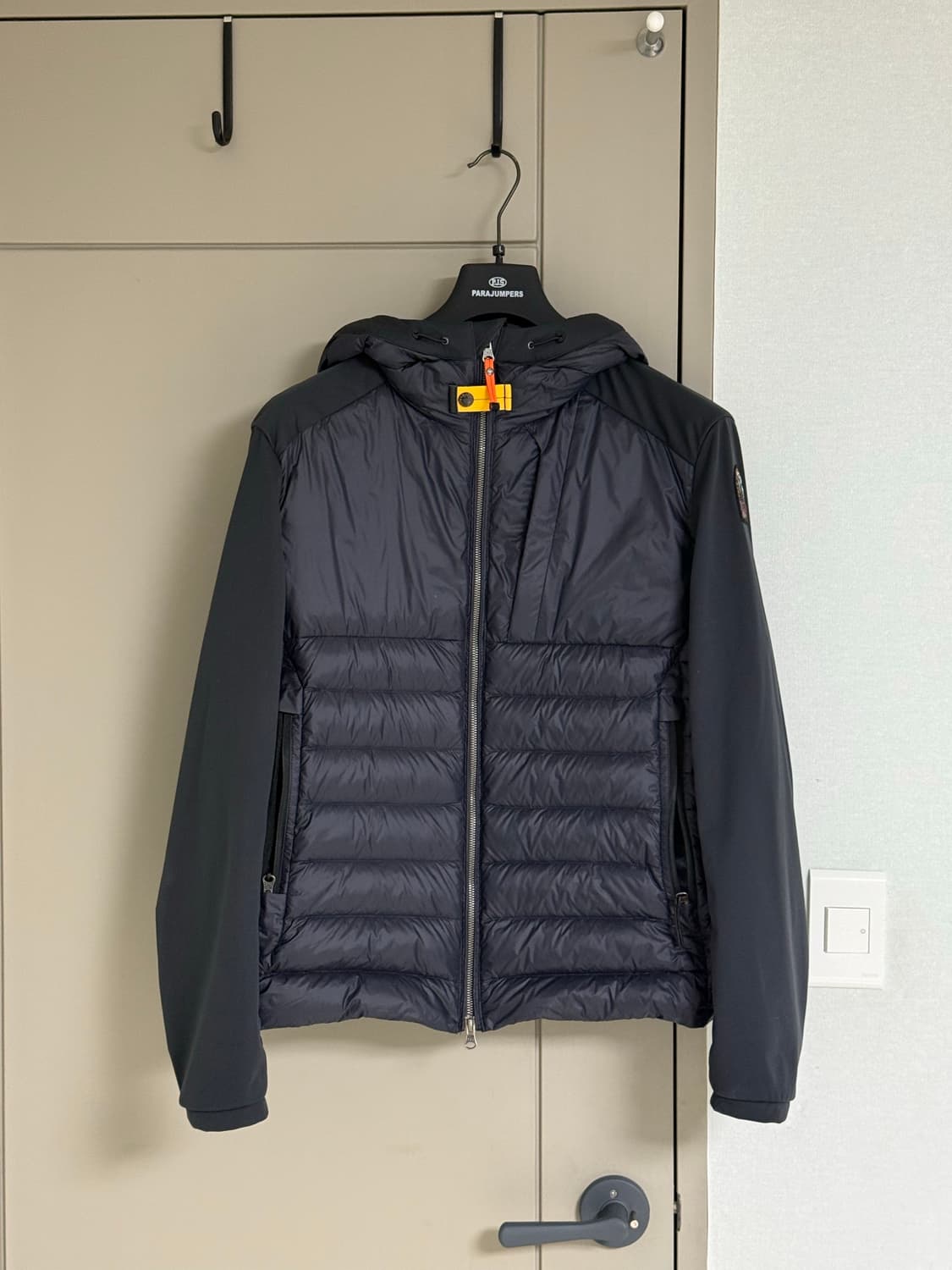 파라점퍼스 키나리 경량패딩 L /급처 상품이미지1