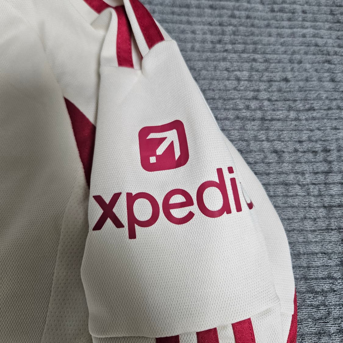 25/26 리버풀 원정 유니폼 (비르츠 마킹) 상품이미지4