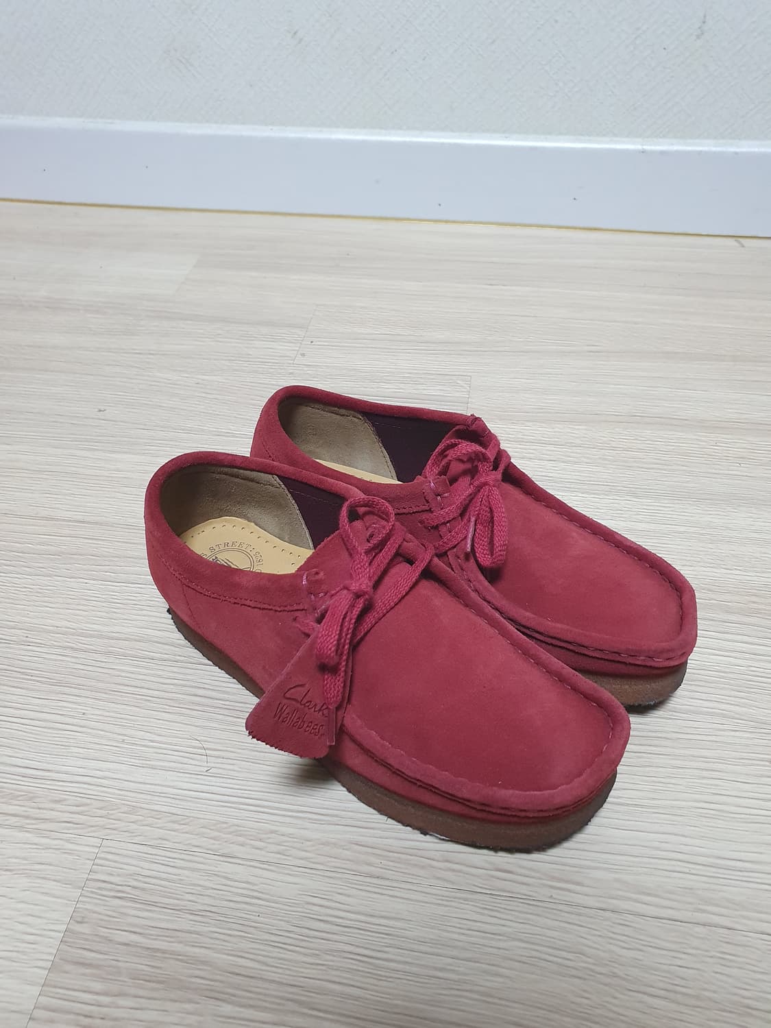 클락스 왈라비 메이플 스웨이드 레드 240 상품이미지2