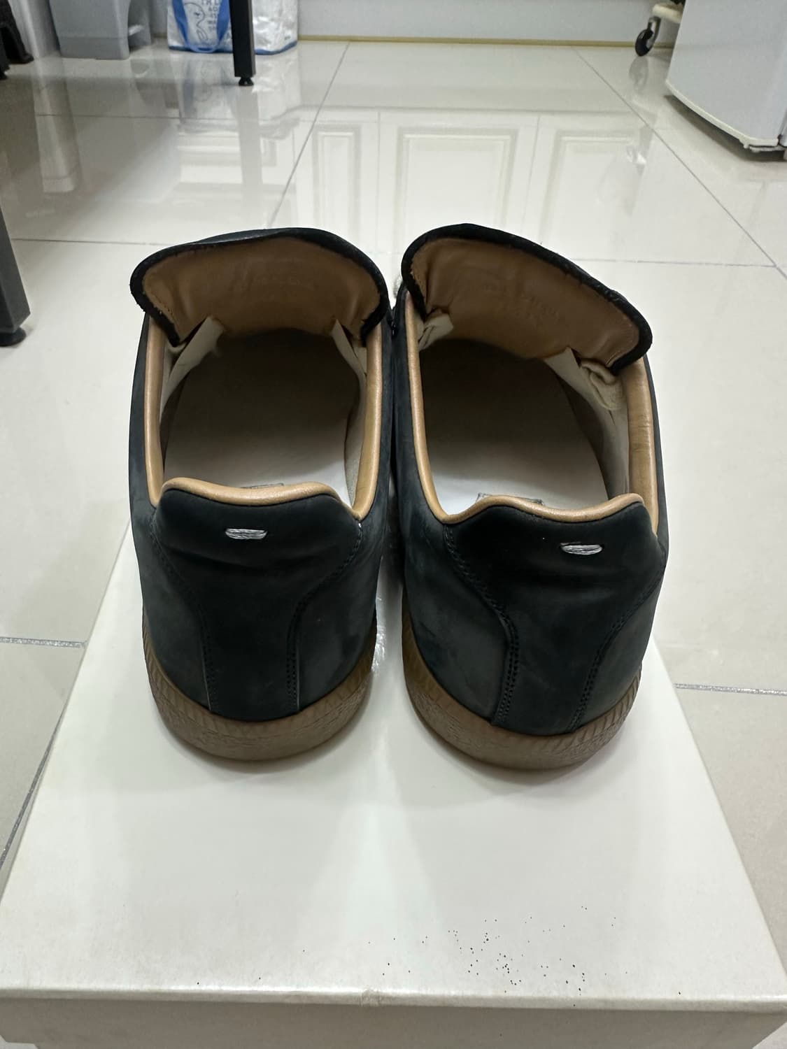 마르지엘라 독일군 페인팅 블랙 41.5 상품이미지5