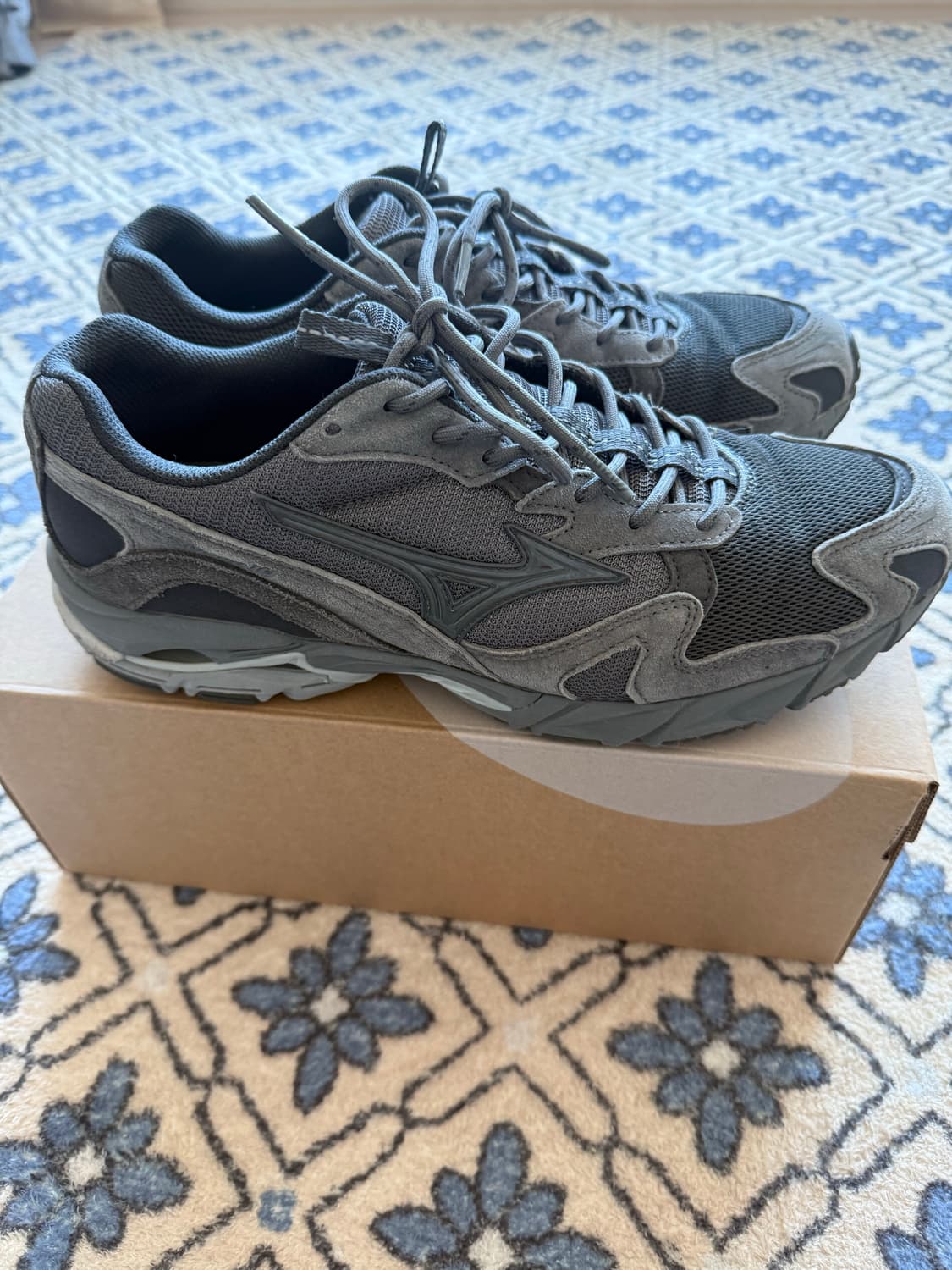 미즈노 웨이브라이더 슬로우스테디클럽 콜라보 275 상품이미지2