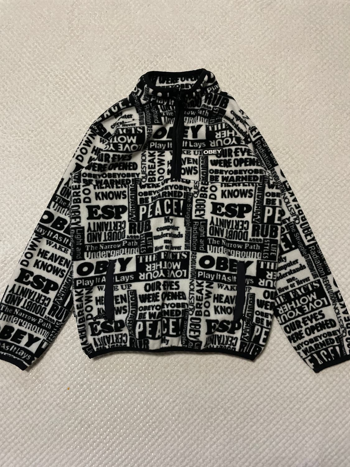 OBEY 오베이 포스트 모크넥 로고 후리스 하프 집업 풀오버(클리닝O) 상품이미지1