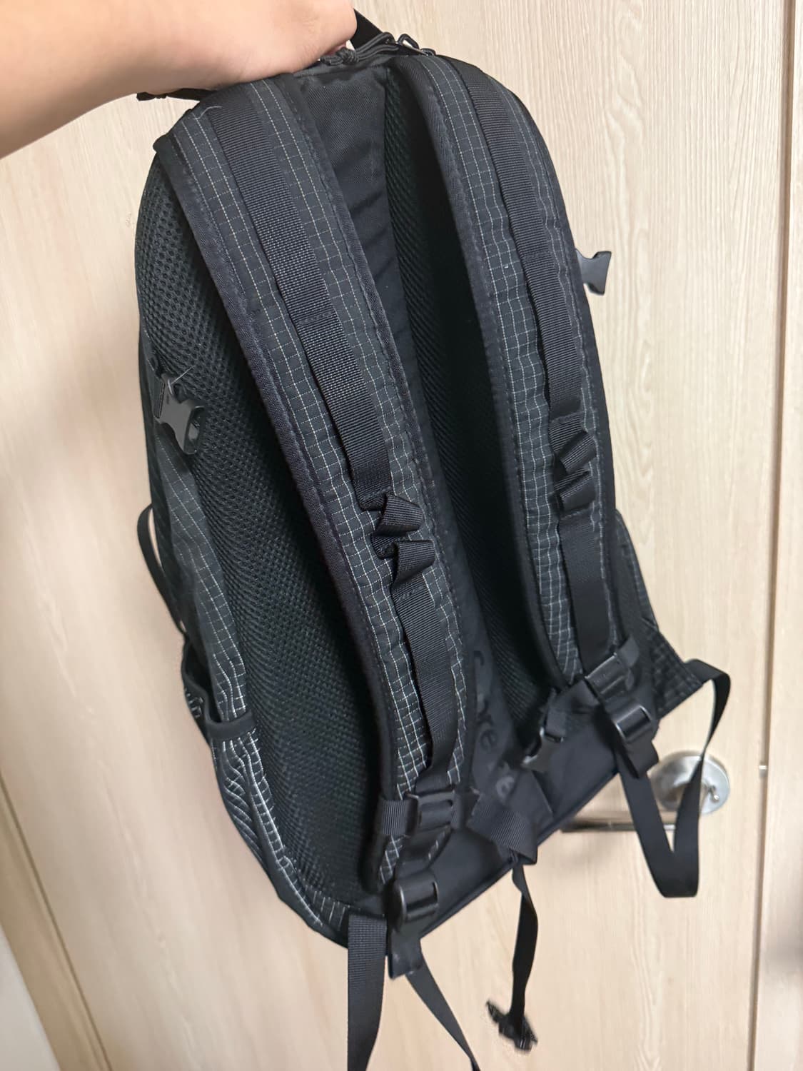 슈프림 24ss 백팩 상품이미지4