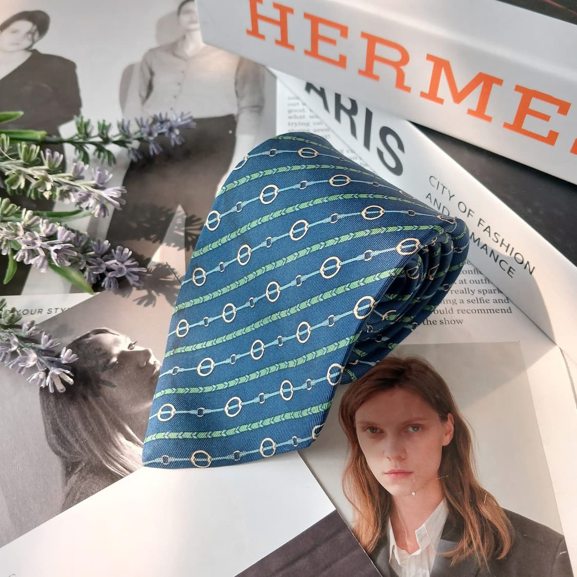에르메스 실크 네이비 체인 패턴 넥타이 8cm B등급 E745 상품이미지3