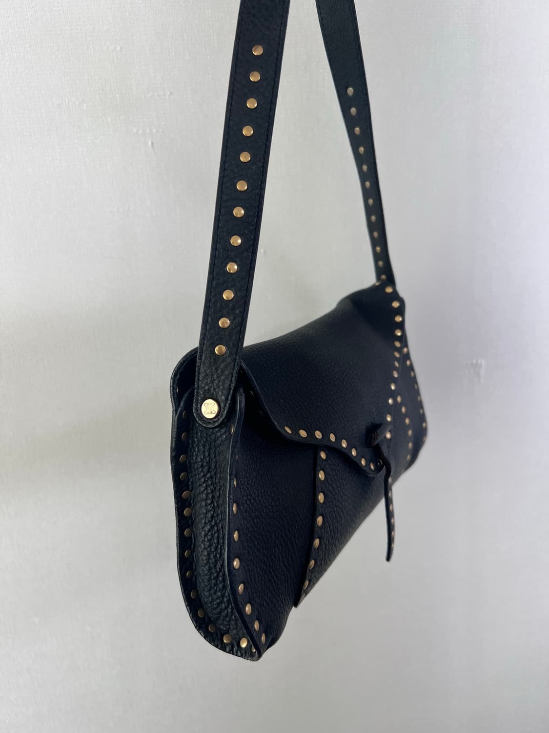 셀린느 Y2K 마카담 스터드 숄더백 상품이미지6