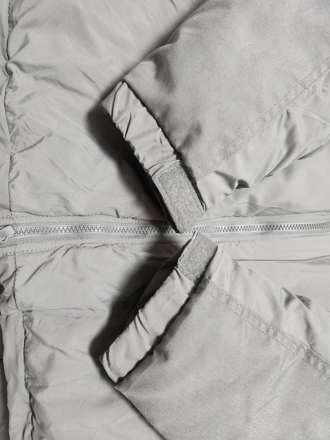 미군 오리지날 레벨7 프리마로프트 파카 팝니다. 상품이미지3