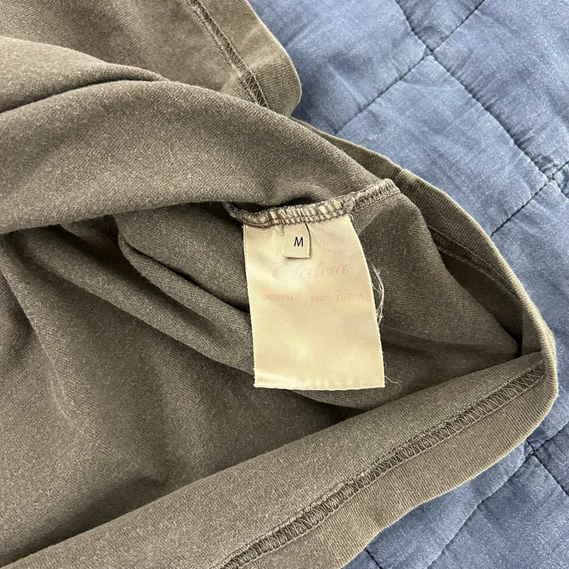 (M) etce 이티씨이 engross 하트 반팔티 브라운 상품이미지3