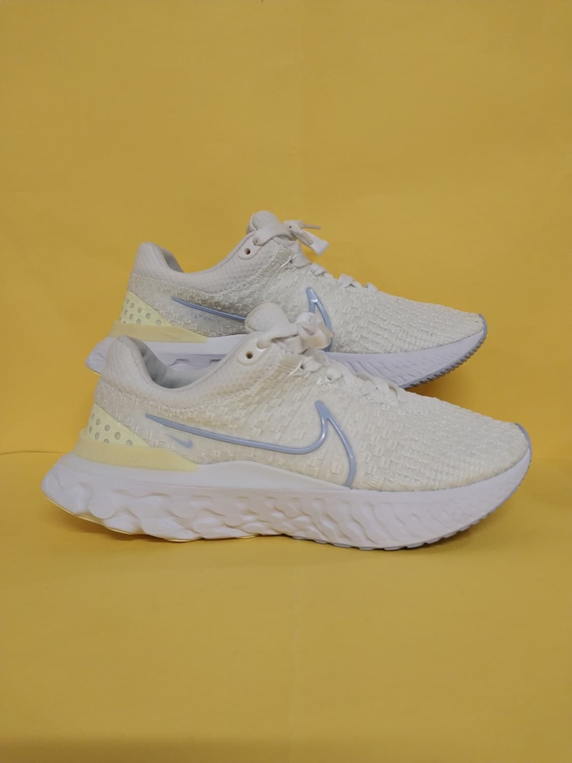 여성 나이키 리액트 인피니티 런 플라이니트3 런닝화, 운동화 (240) 상품이미지3