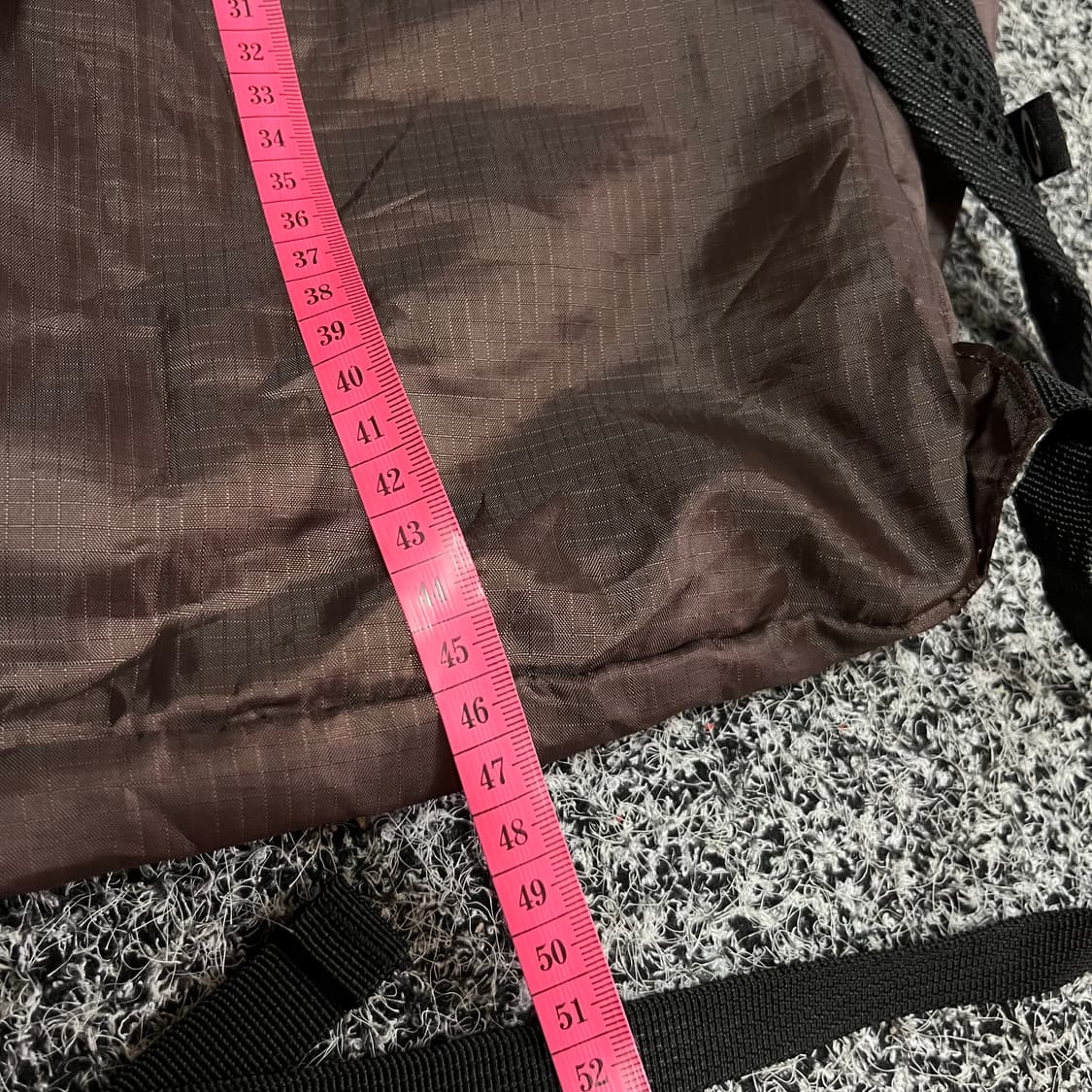 노이아고 NOIAGO 컴팩트 초경량 백팩 브라운 공용 상품이미지7