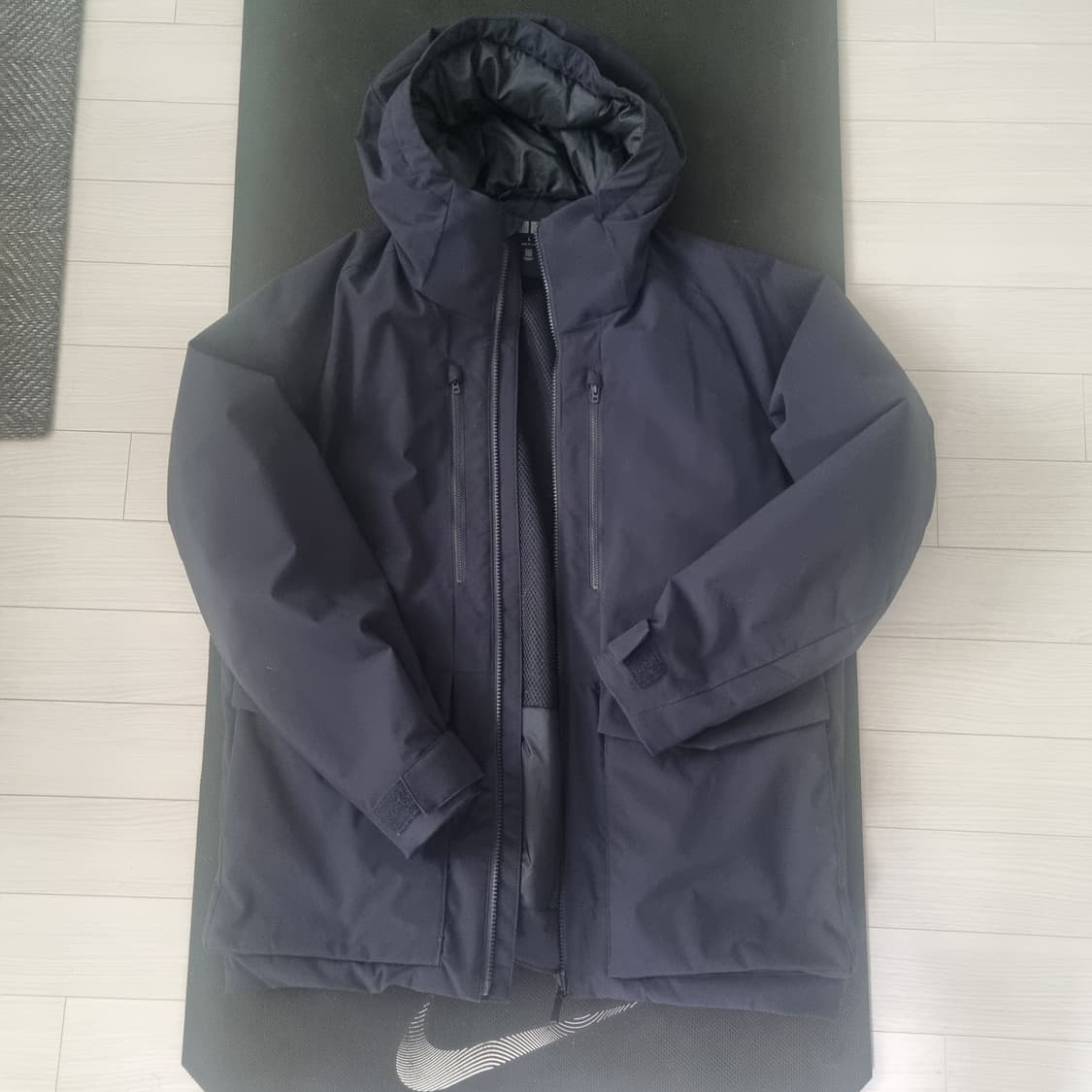 유니클로 검정패딩L 상품이미지1