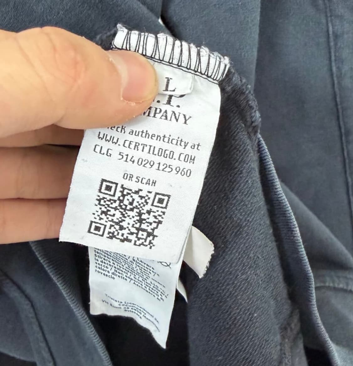 C.P. Company 렌즈 하프집업 스웻셔츠 상품이미지6