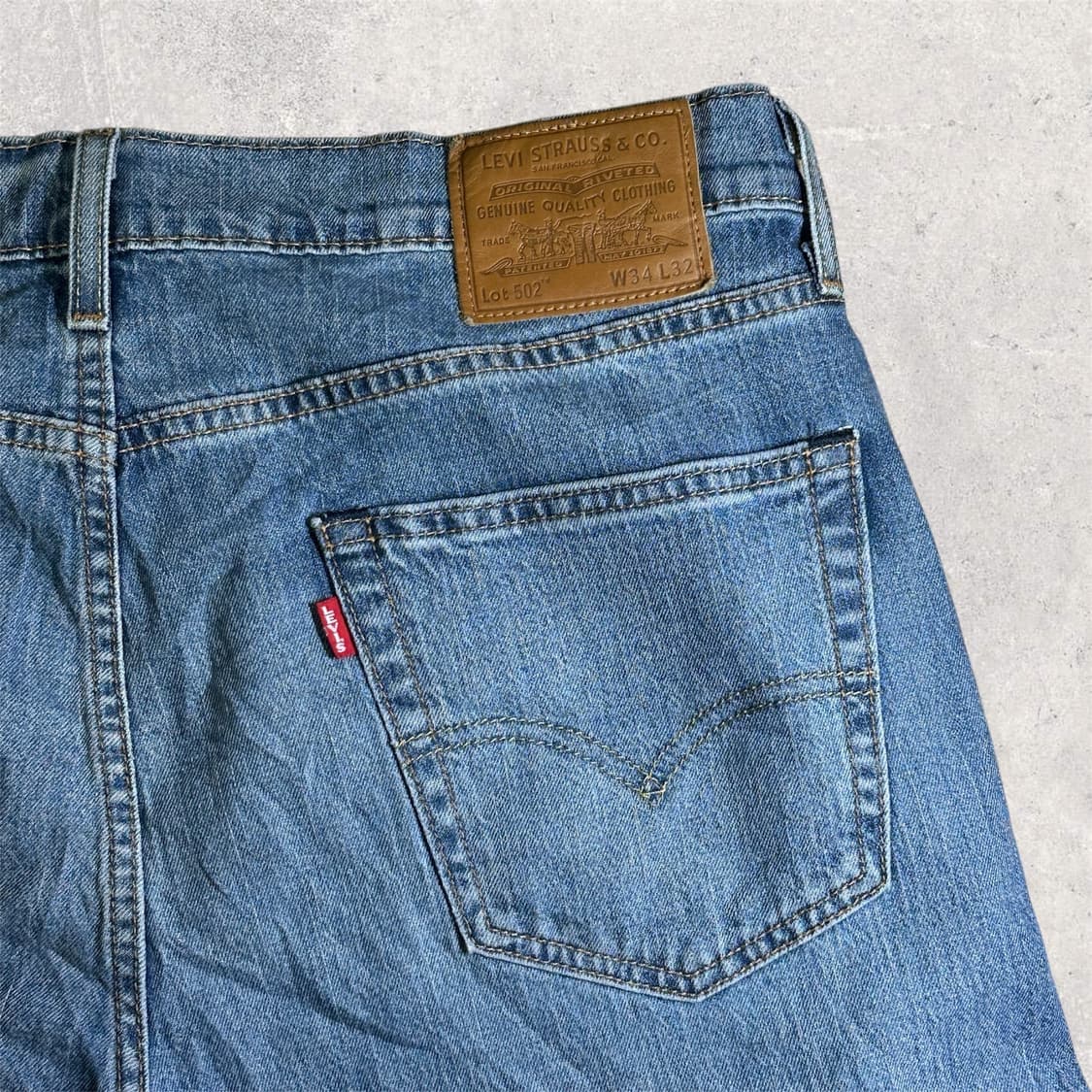 리바이스 프리미엄 가죽 패치 테이퍼드 핏 502 W34 상품이미지6