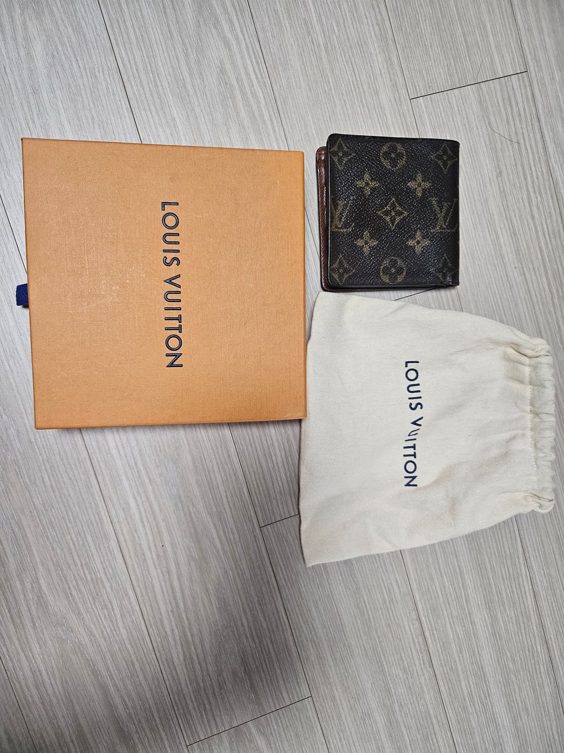 루이비통 모노그램 반지갑 풀박스 상품이미지1