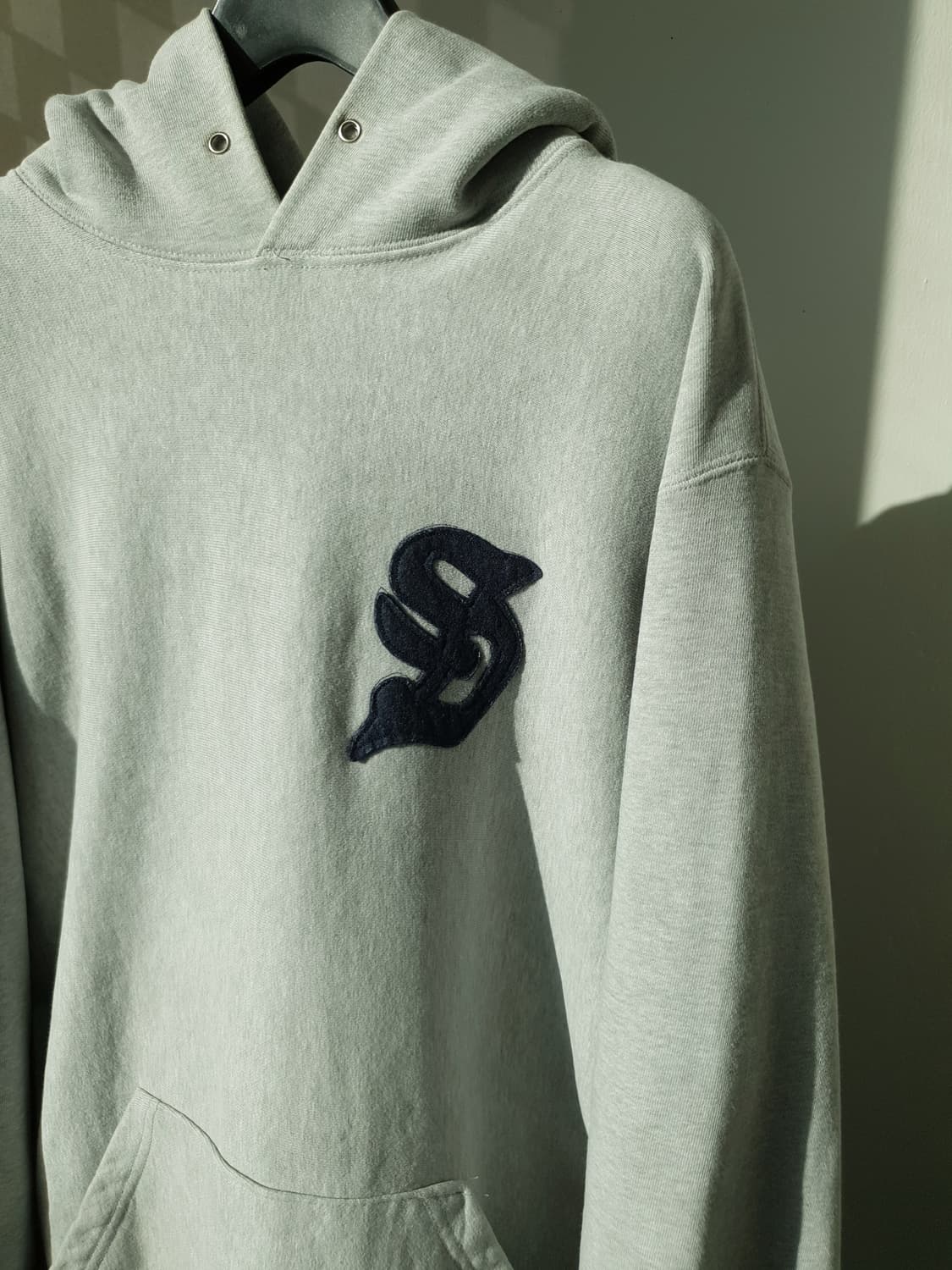 90s SUPREME gothic logo hoodie og 상품이미지8