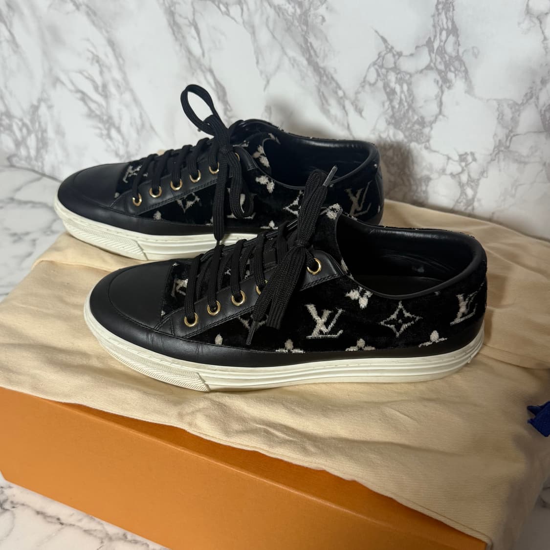 [37] 루이비통 스니커즈 신발 상품이미지1