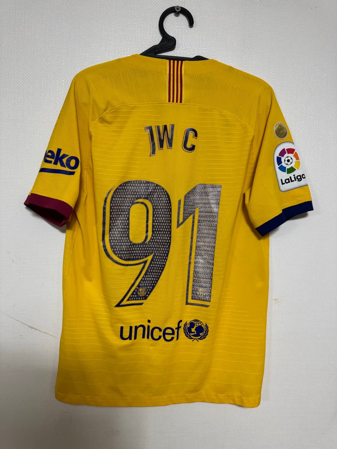 나이키 바르셀로나 어센틱 19-20 유니폼 반팔나이키 바르셀로나 어센틱  상품이미지2