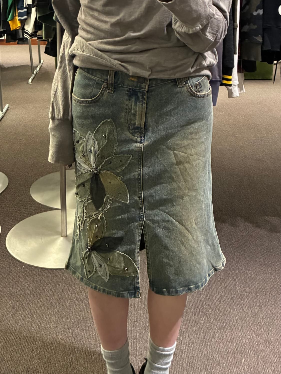 OS)Japanese vintage 여성 꽃 자수 비즈 디테일 미디 치마 상품이미지1