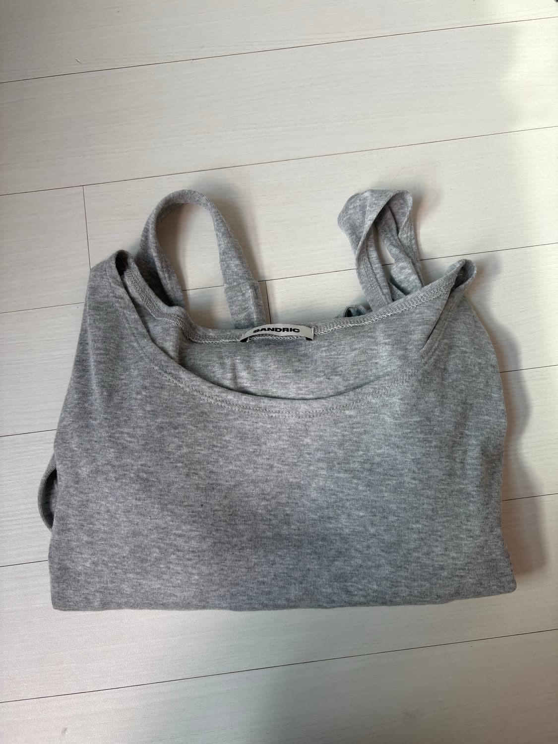 샌드릭 홀터넥 롱슬리브 상품이미지4