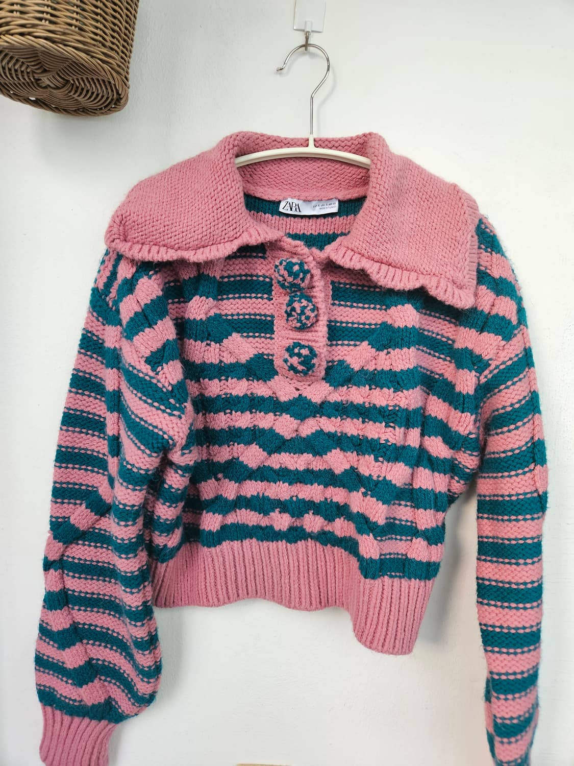 자라 인디핑크 카라 폼폼 단추 니트 상품이미지1