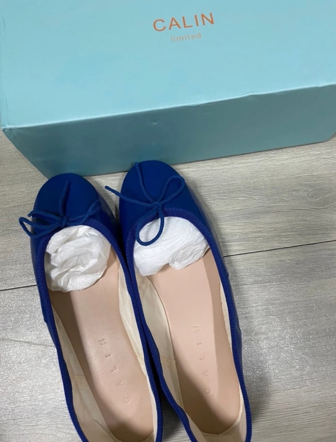 깔량)애나멜 말랑이 블루 플랫슈즈 230(새상품) 상품이미지8