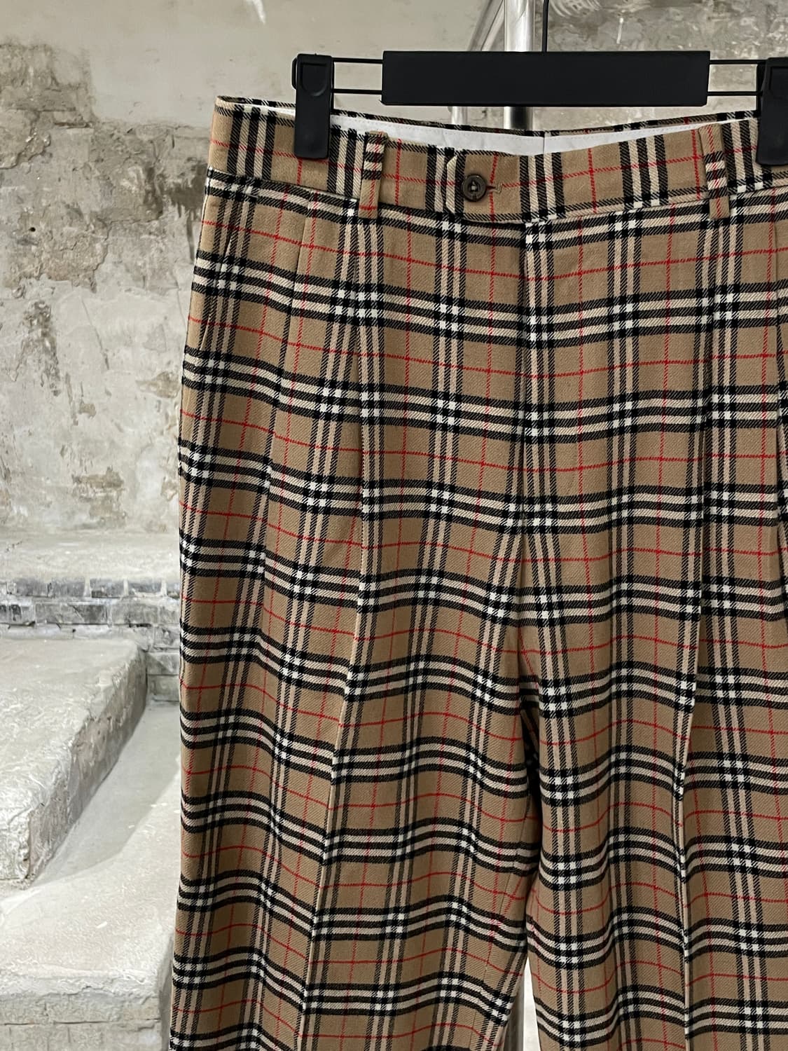 버버리 골프 베이지 폴드 햄 노바체크 울 트라우저 상품이미지2