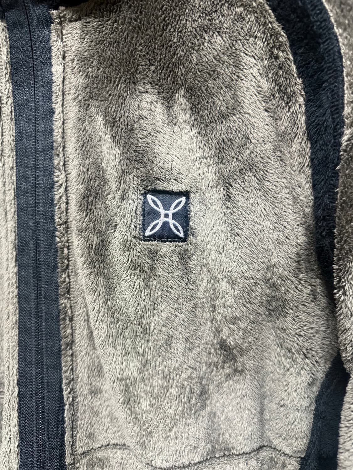 몬츄라 플리스 후드집업 상품이미지2