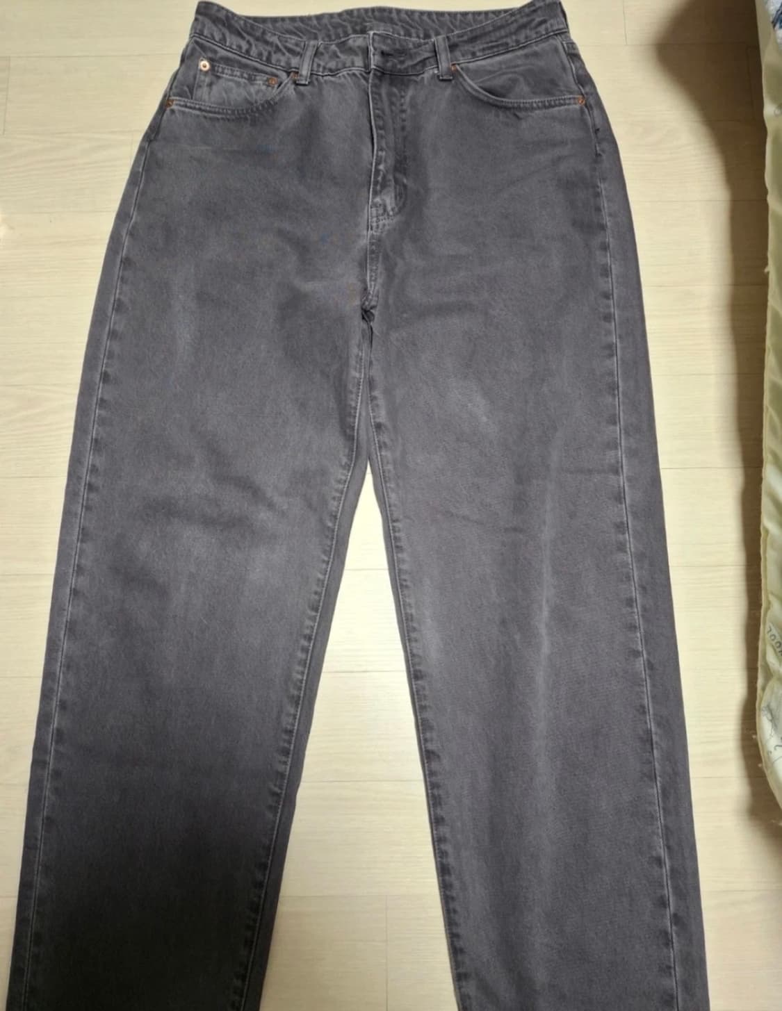 [30] 아웃스탠딩 흑청 데님 상품이미지1